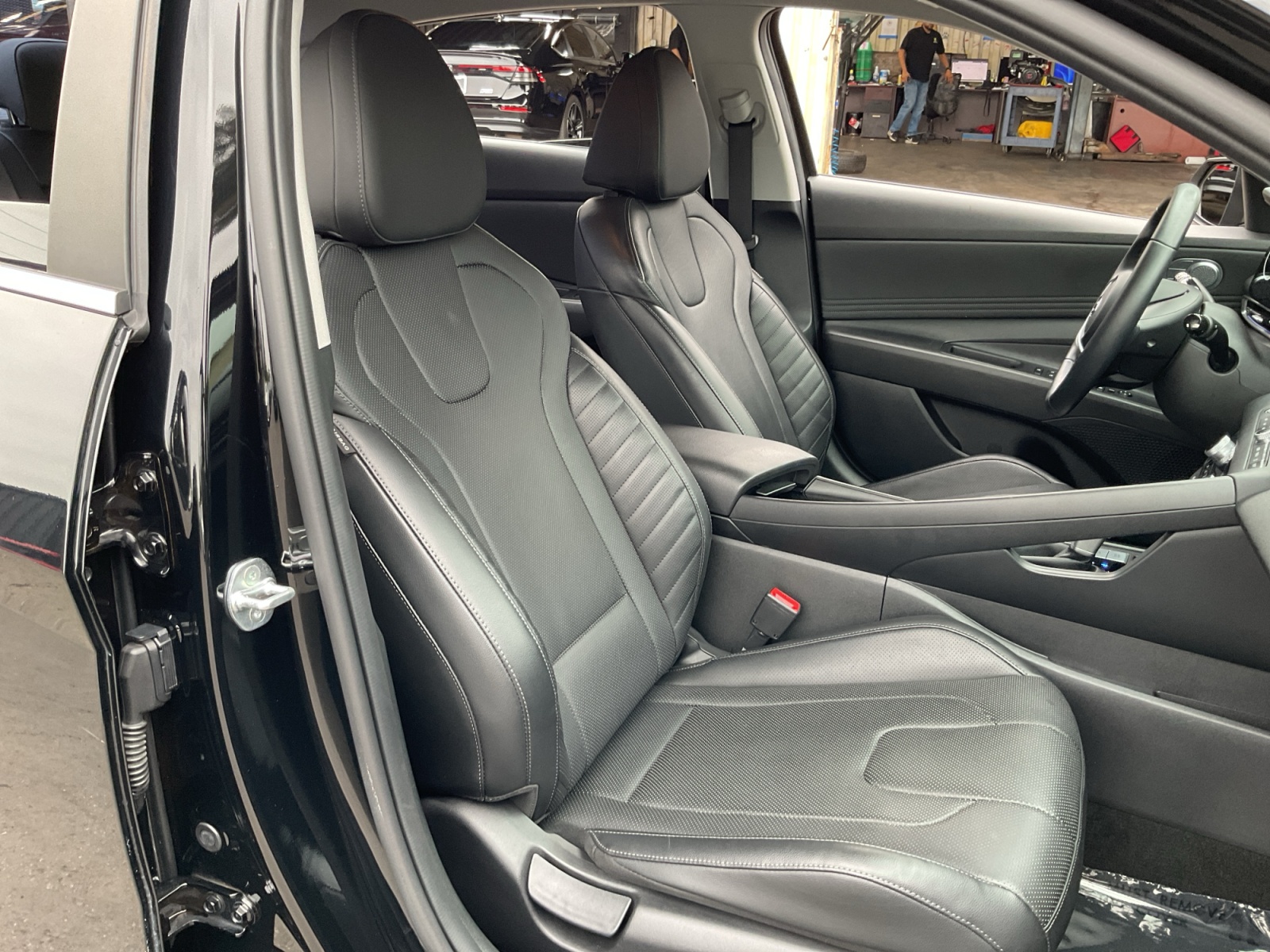 2022 Hyundai Elantra Hybrid Limited photo 21