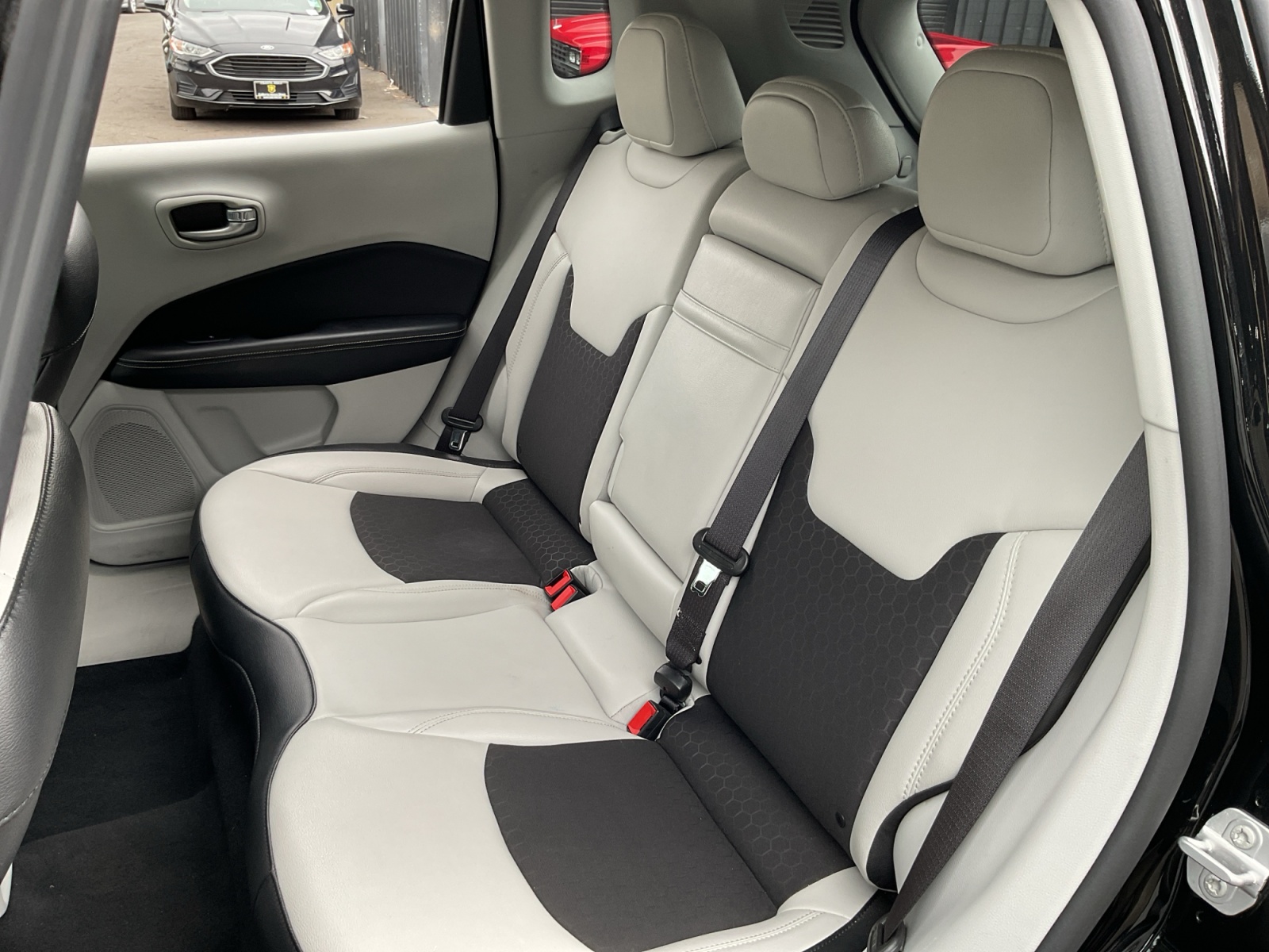 2019 Jeep Compass Latitude photo 21