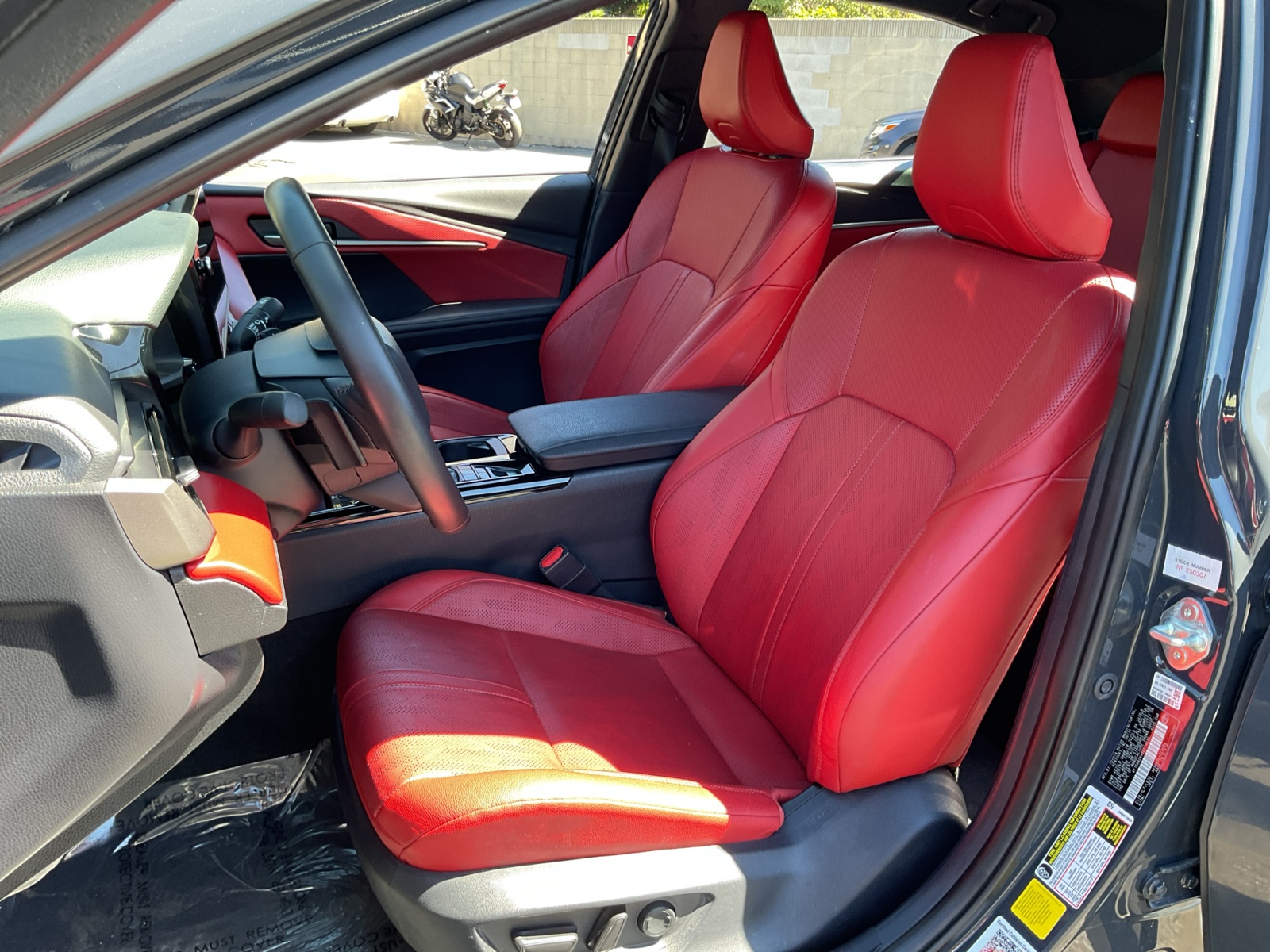 2025 Toyota Camry XSE photo 16
