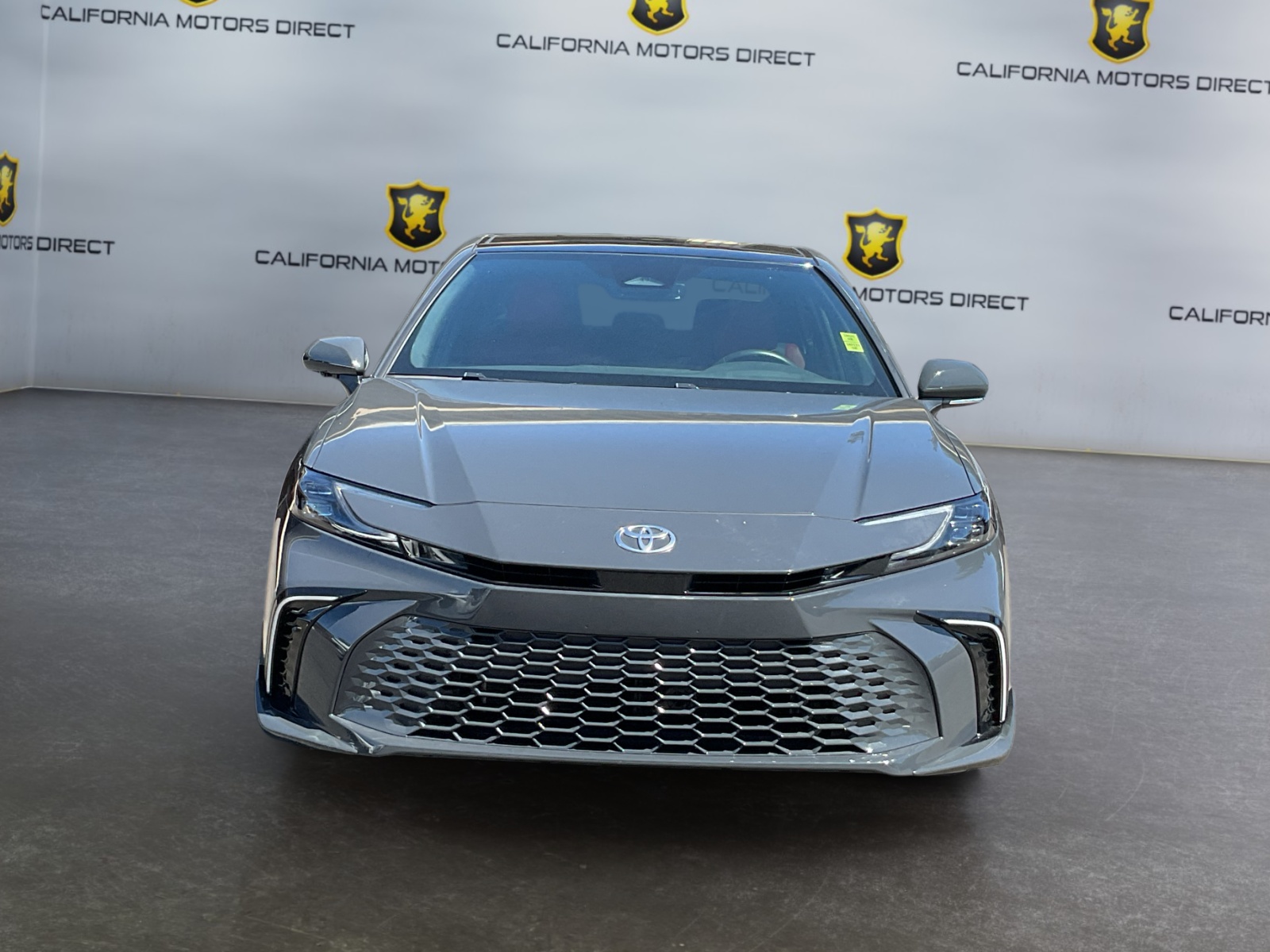 2025 Toyota Camry XSE photo 3