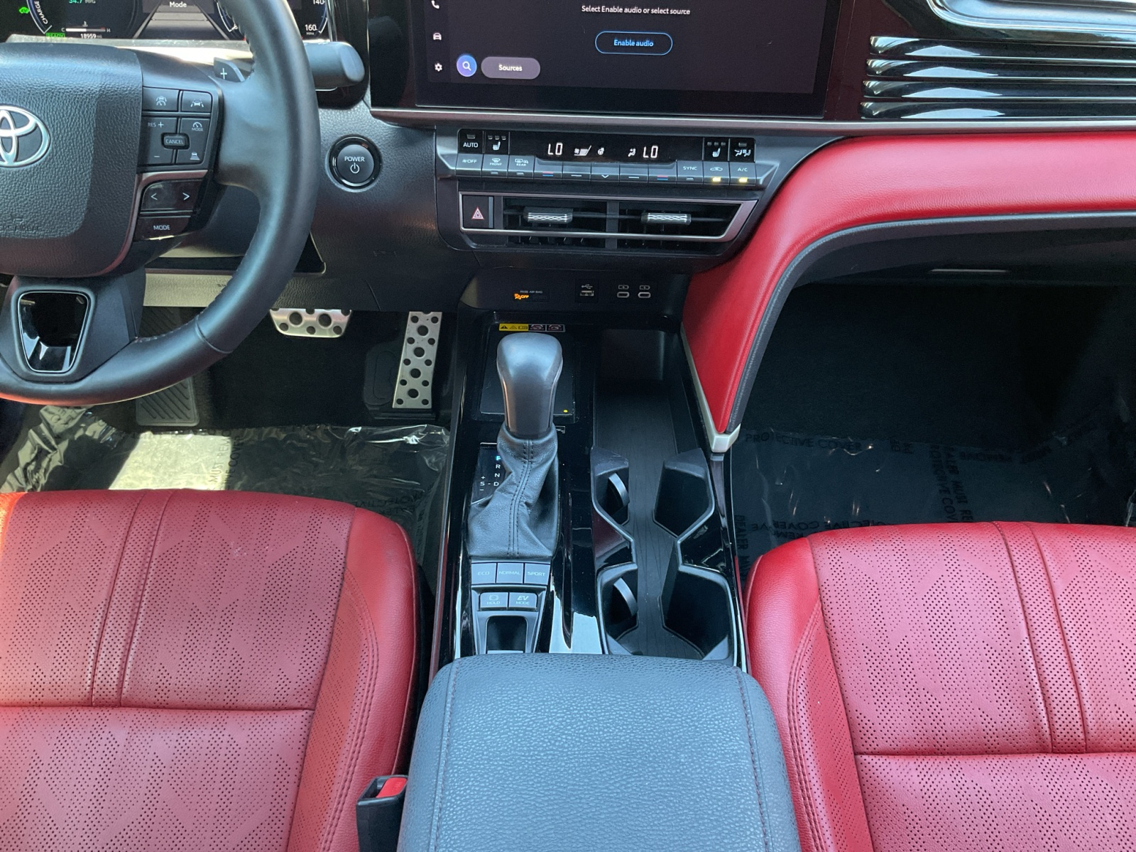 2025 Toyota Camry XSE photo 9