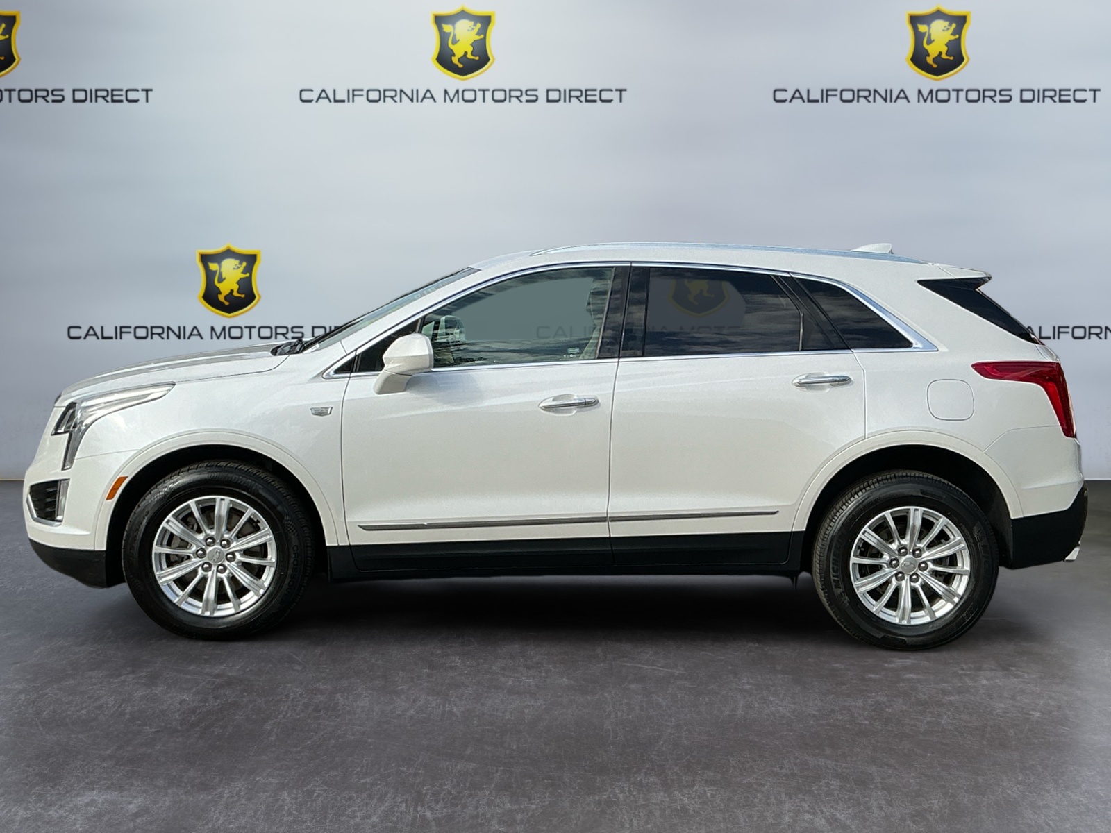 Sold 2018 Cadillac XT5 FWD in Santa Ana