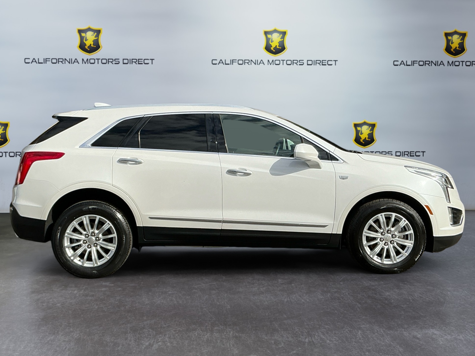 Sold 2018 Cadillac XT5 FWD in Santa Ana
