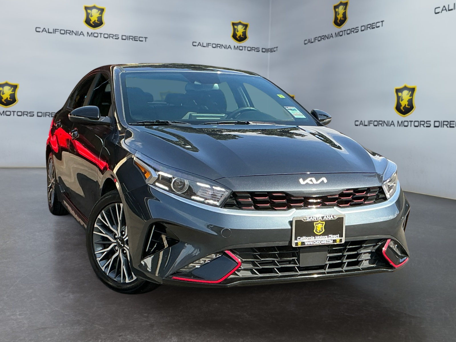 2023 Kia Forte GT-Line photo 4