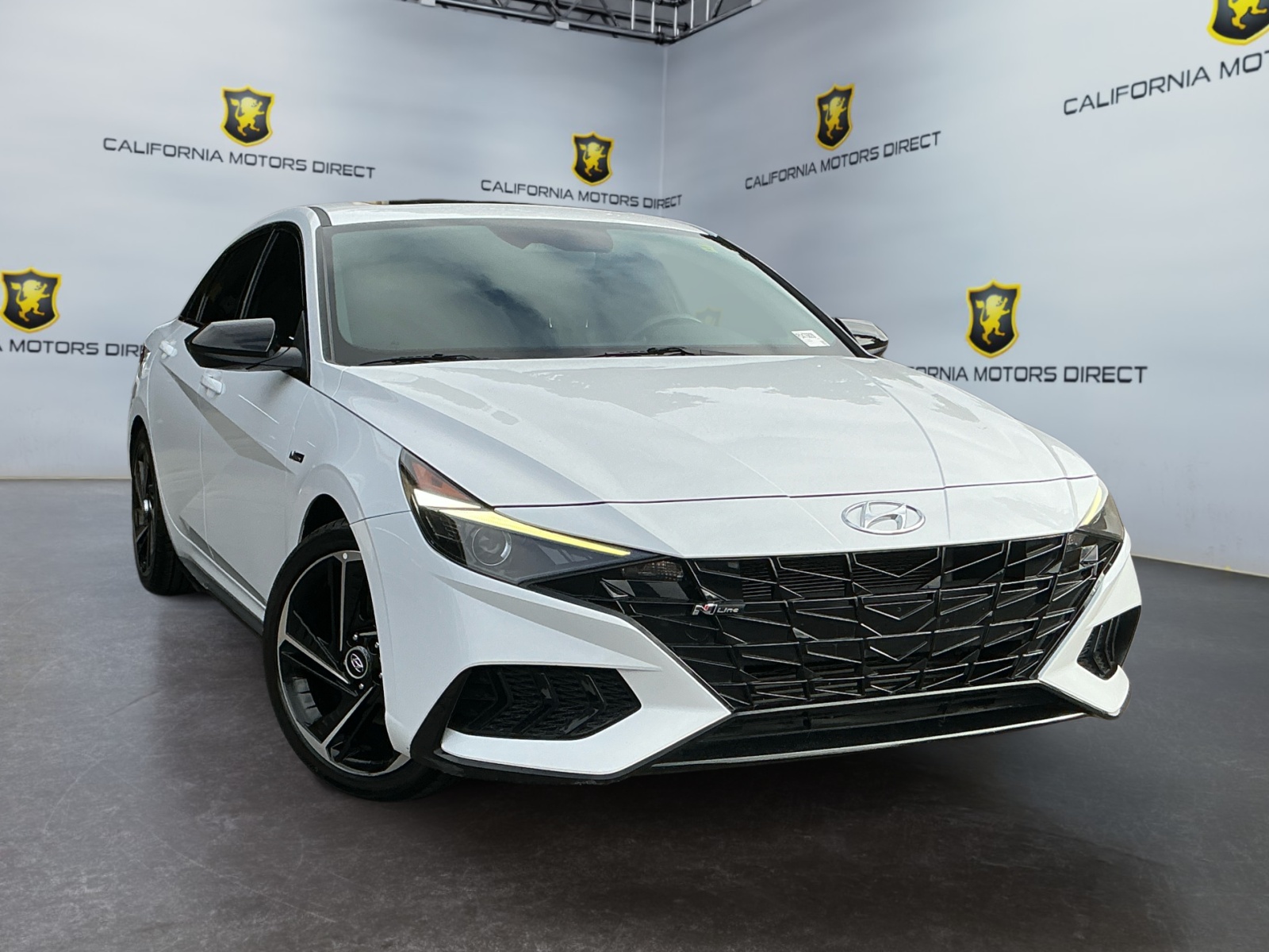 2023 Hyundai Elantra N Line photo 3