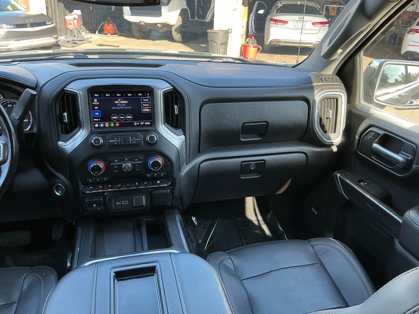 2021 Chevrolet Silverado 1500 LTZ - Photo 16
