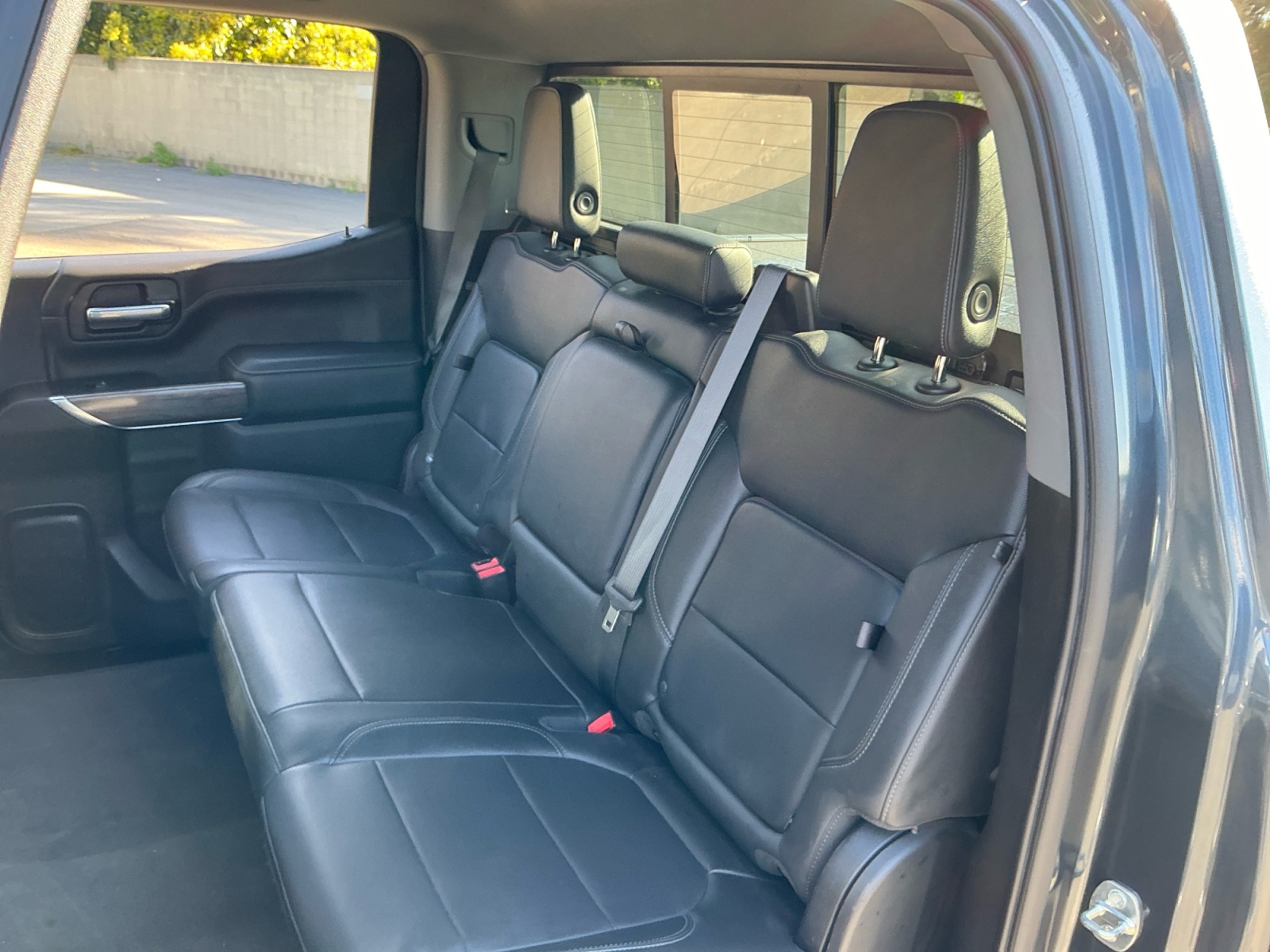 2021 Chevrolet Silverado 1500 LTZ - Photo 19