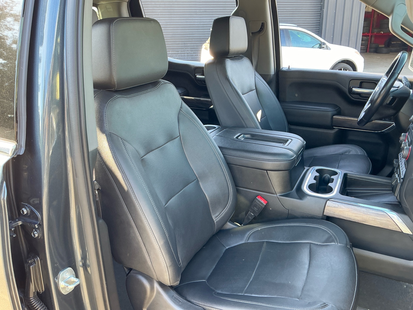 2021 Chevrolet Silverado 1500 LTZ - Photo 21