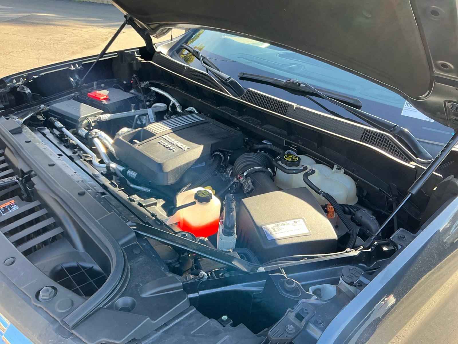 2021 Chevrolet Silverado 1500 LTZ - Photo 23