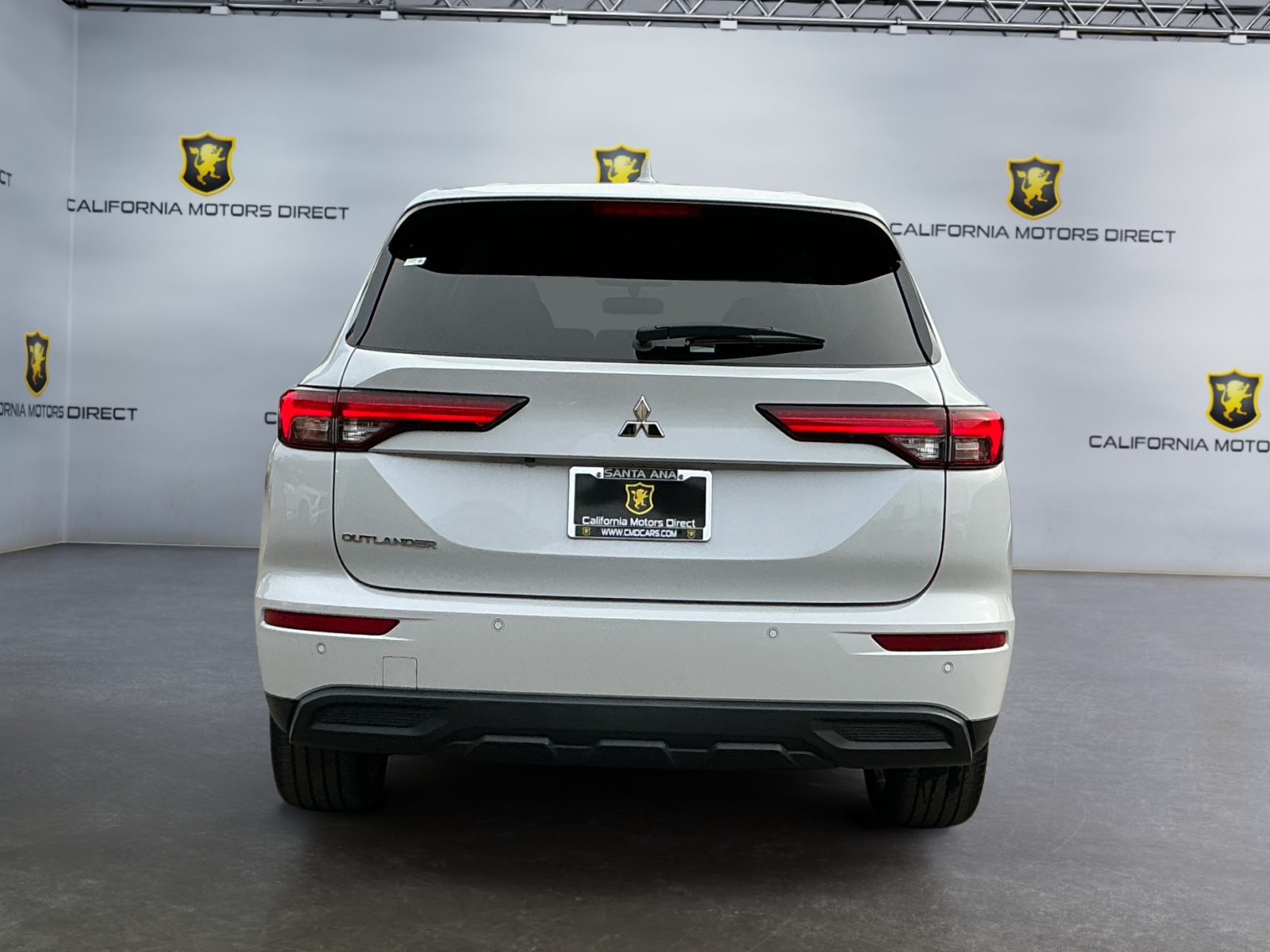 Sold 2022 Mitsubishi Outlander ES in Santa Ana
