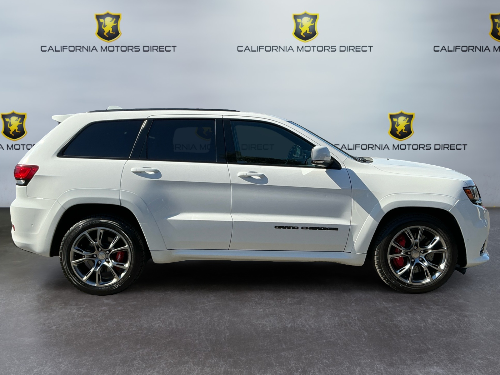 2021 Jeep Grand Cherokee SRT - Photo 4