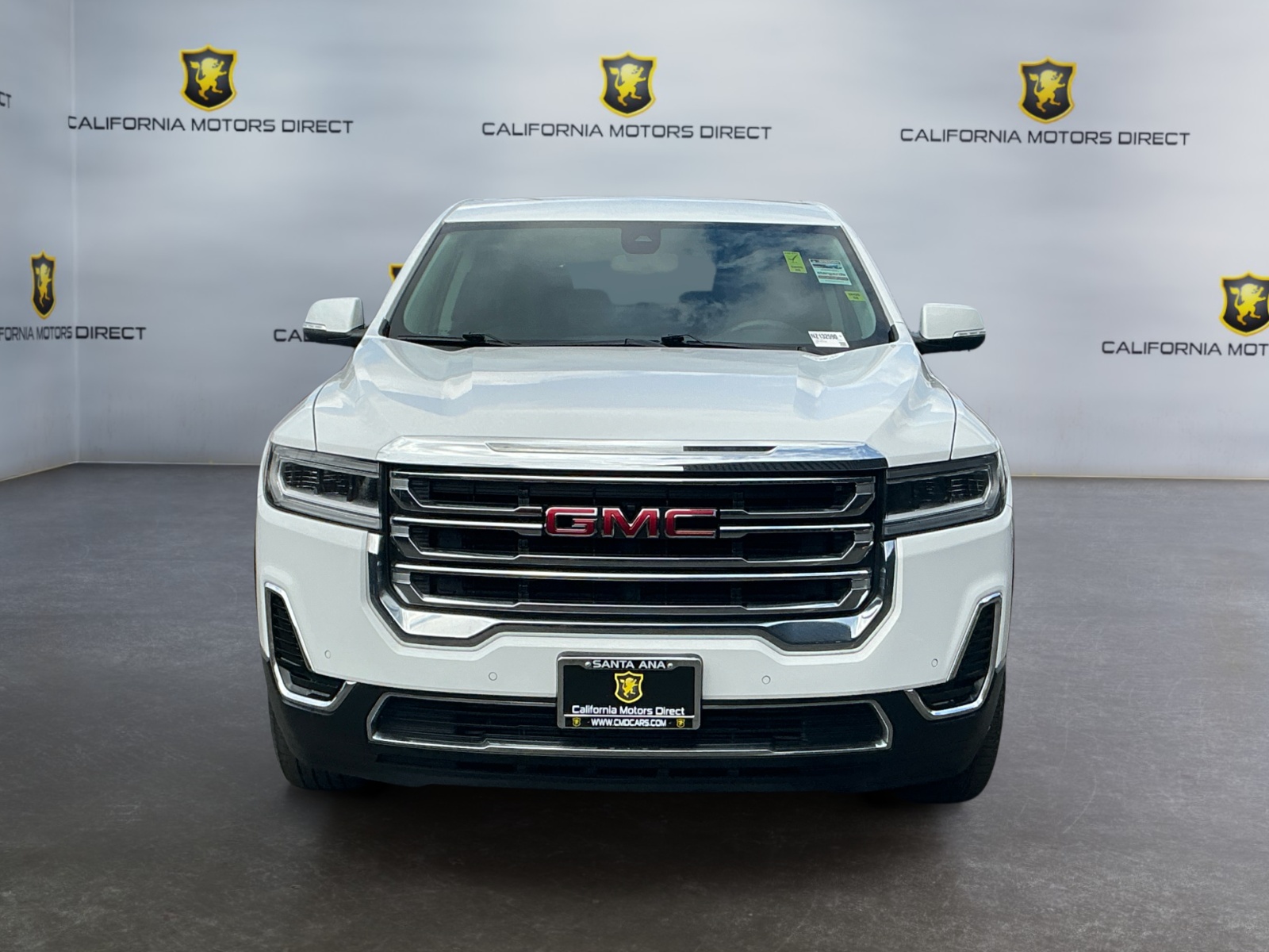 View vehicle photo 2