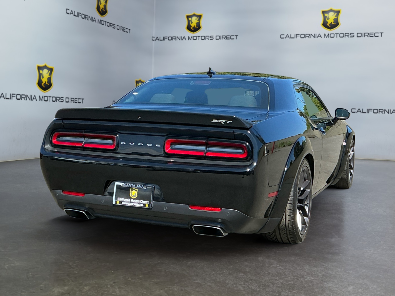 View vehicle photo 5