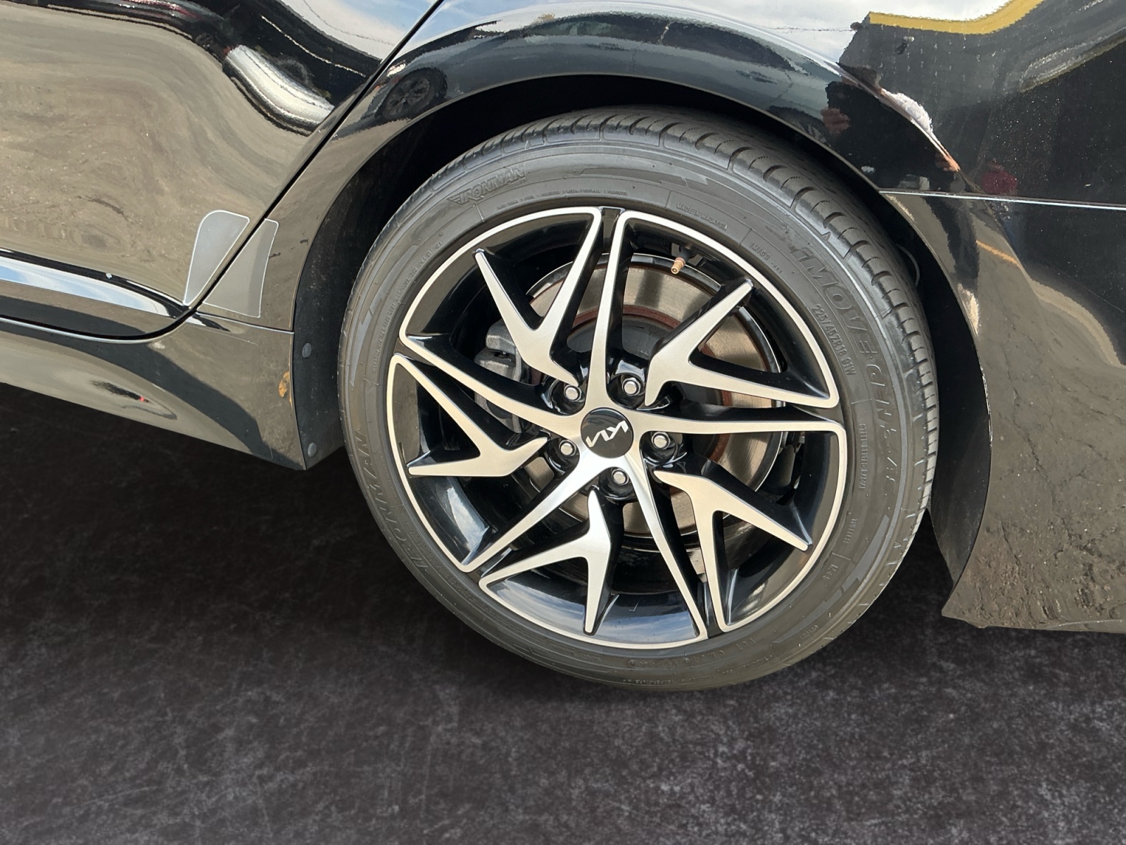 2022 Kia Stinger GT-Line - Photo 9