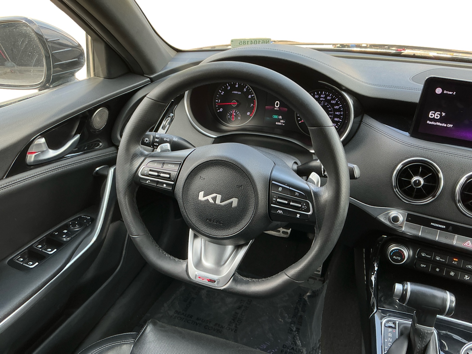 2022 Kia Stinger GT-Line - Photo 11