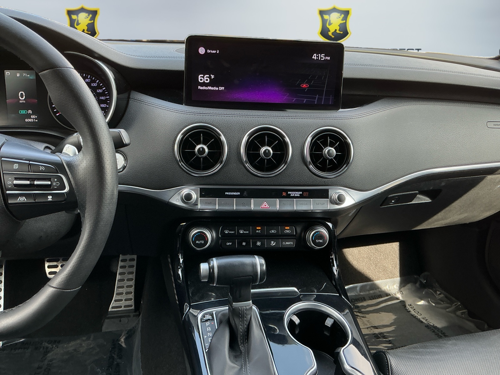 2022 Kia Stinger GT-Line - Photo 13