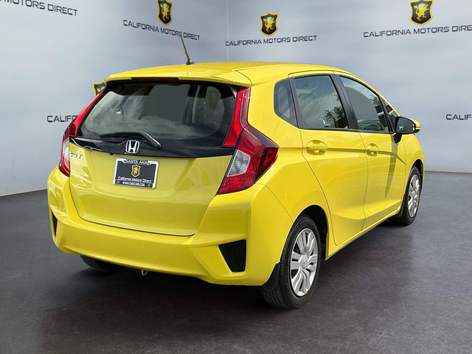 View vehicle photo 5