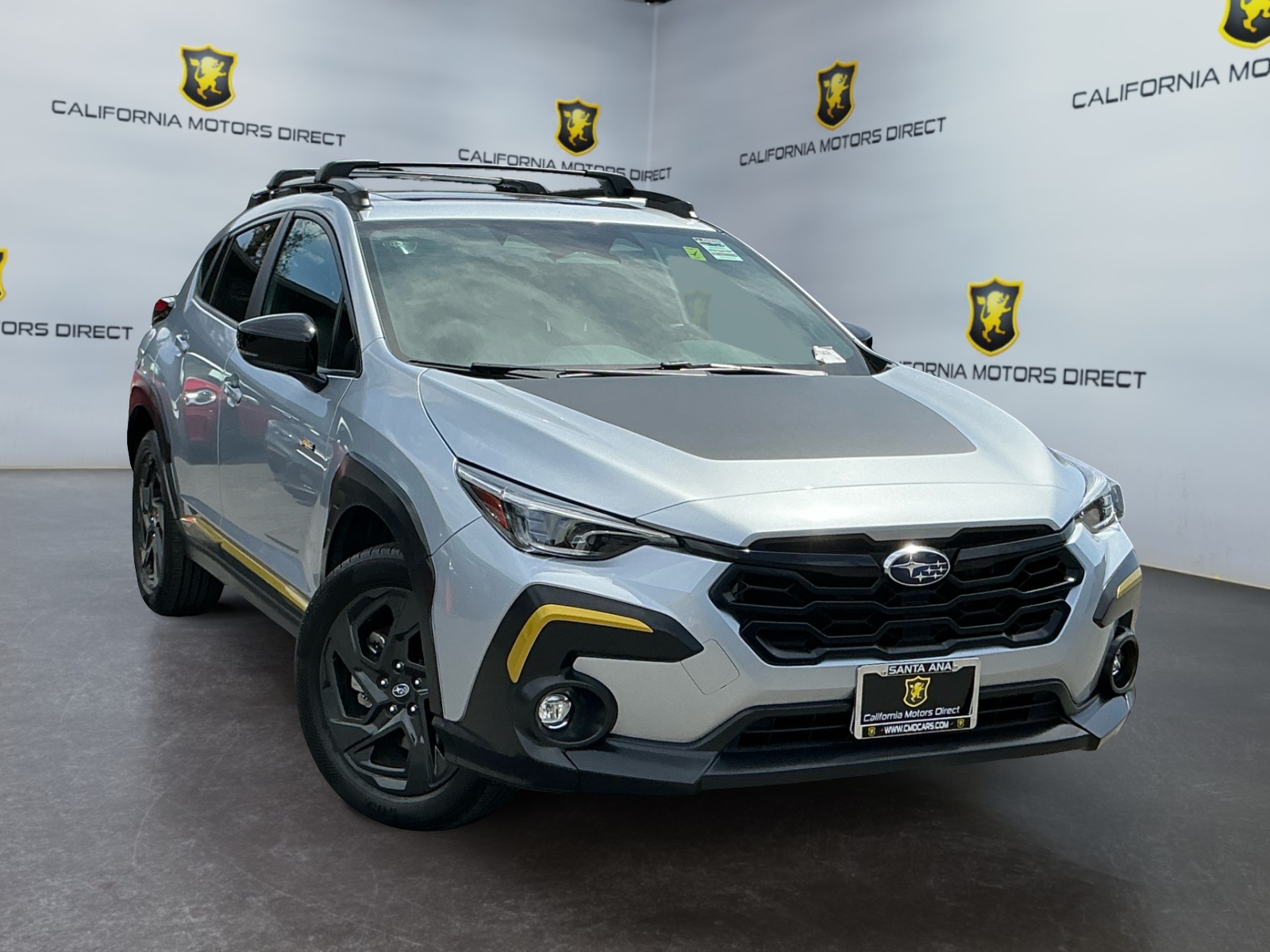 View vehicle photo 3