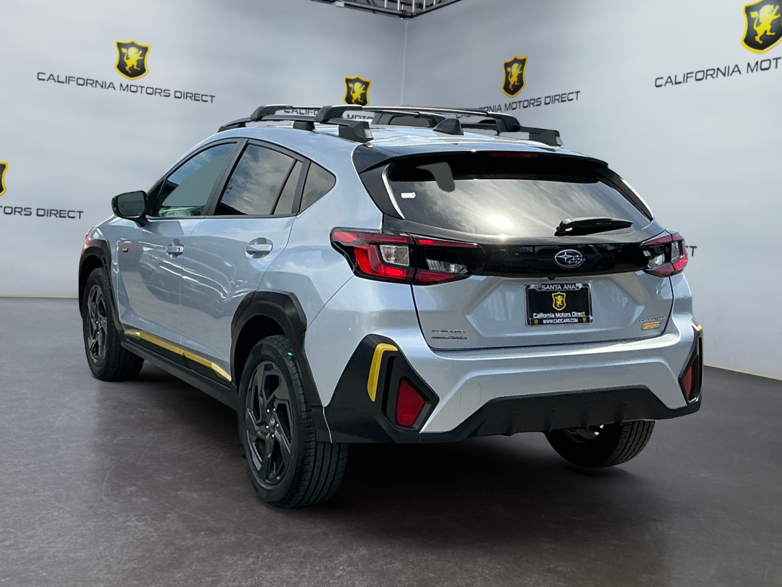 View vehicle photo 7