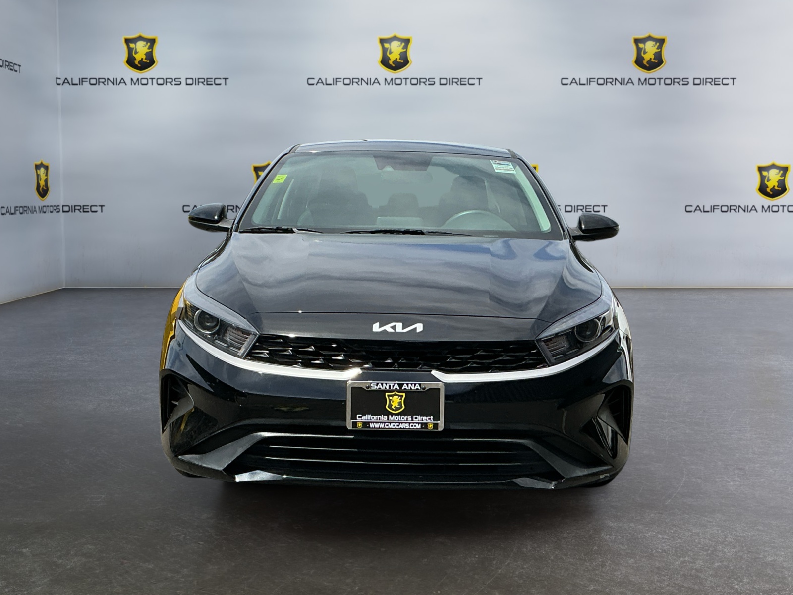 View vehicle photo 2