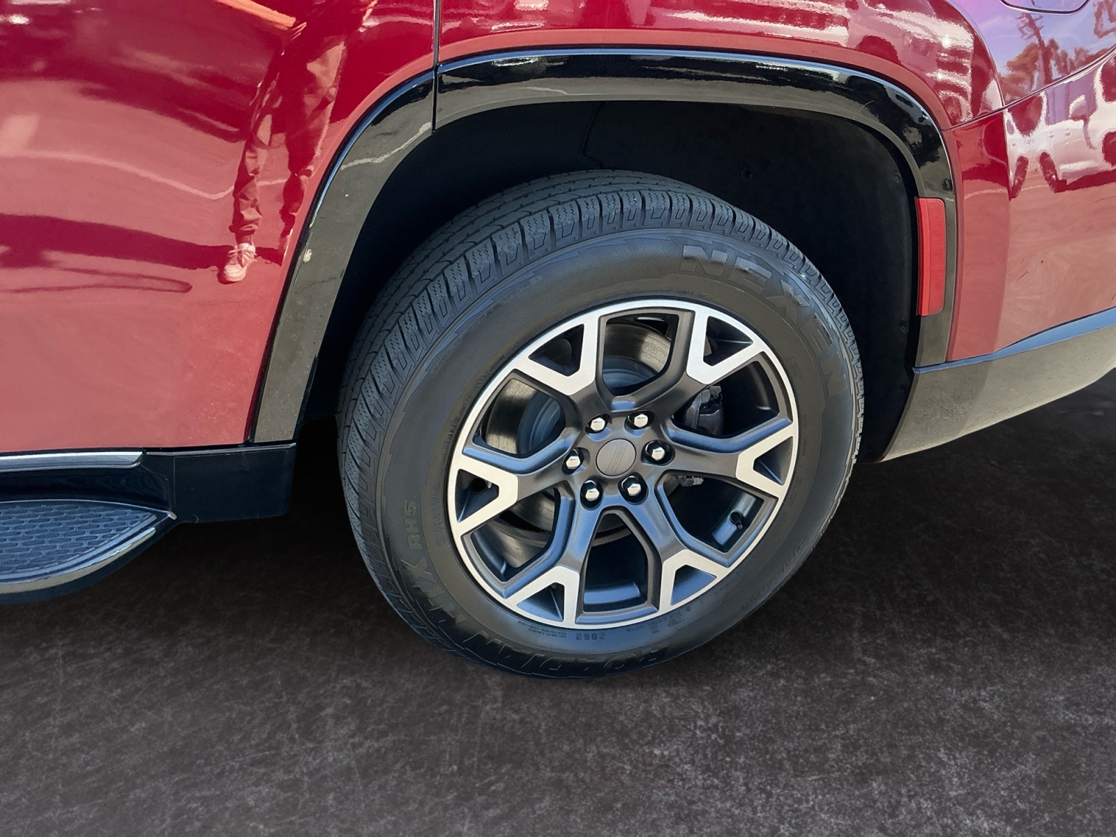 2024 Jeep Wagoneer Series III - Photo 9