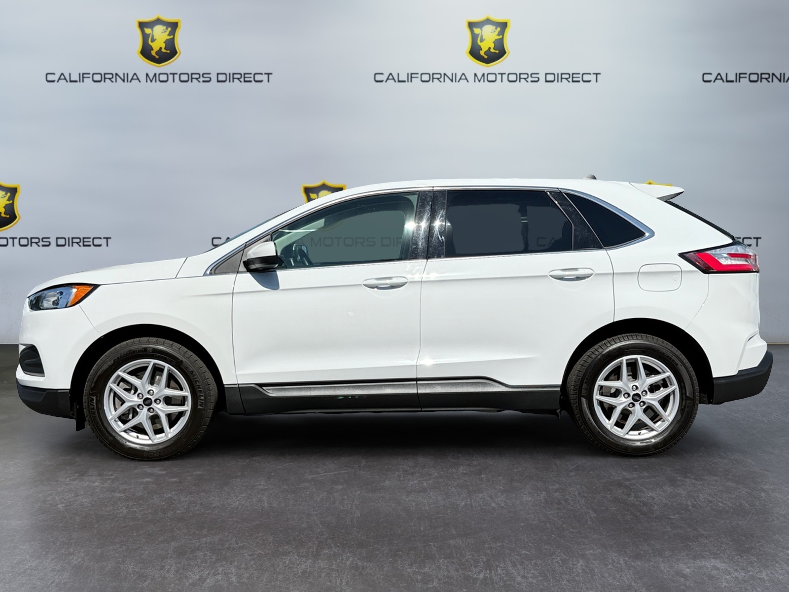 2024 Ford Edge SEL - Photo 2