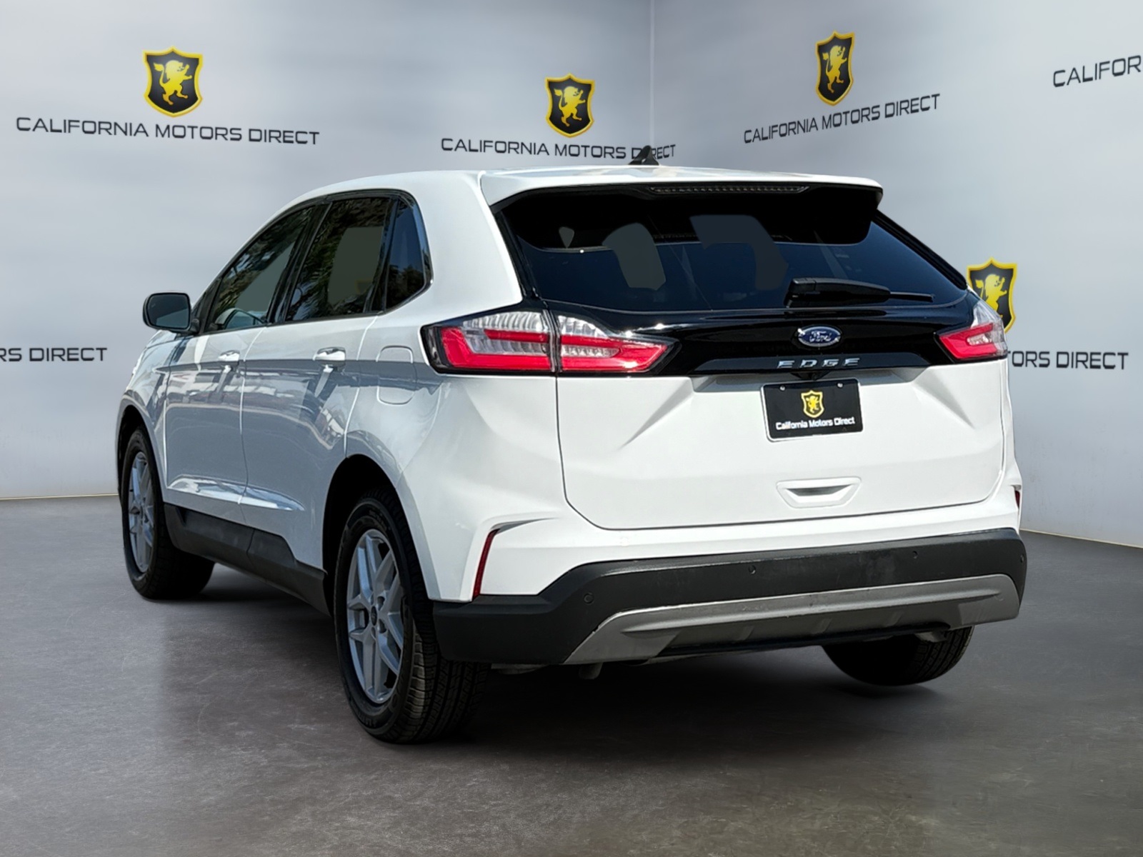 2024 Ford Edge SEL - Photo 3