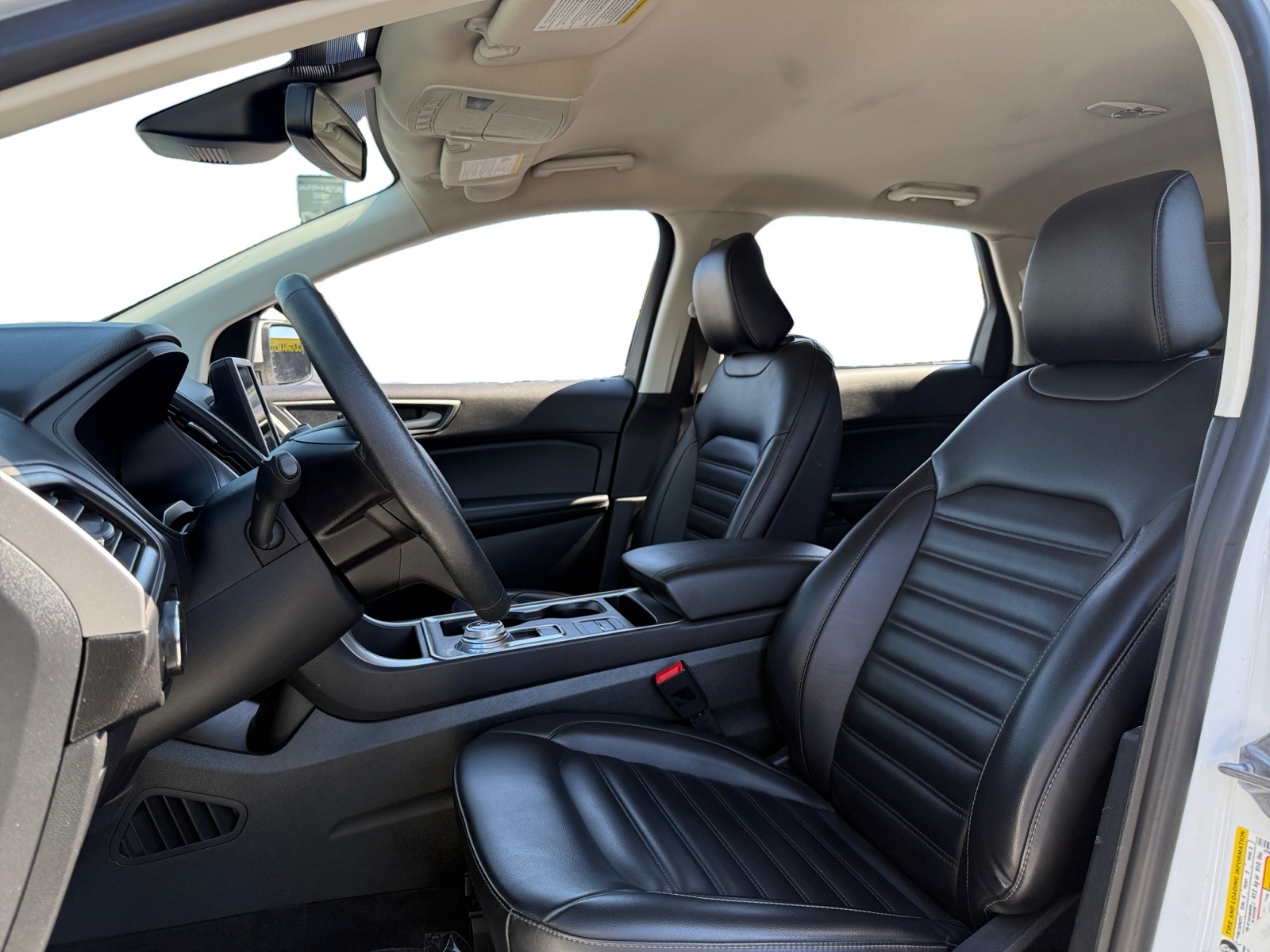 2024 Ford Edge SEL - Photo 9