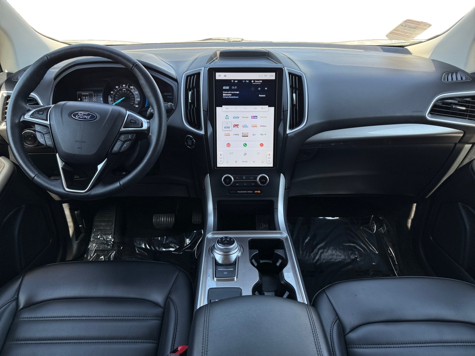 2024 Ford Edge SEL - Photo 10