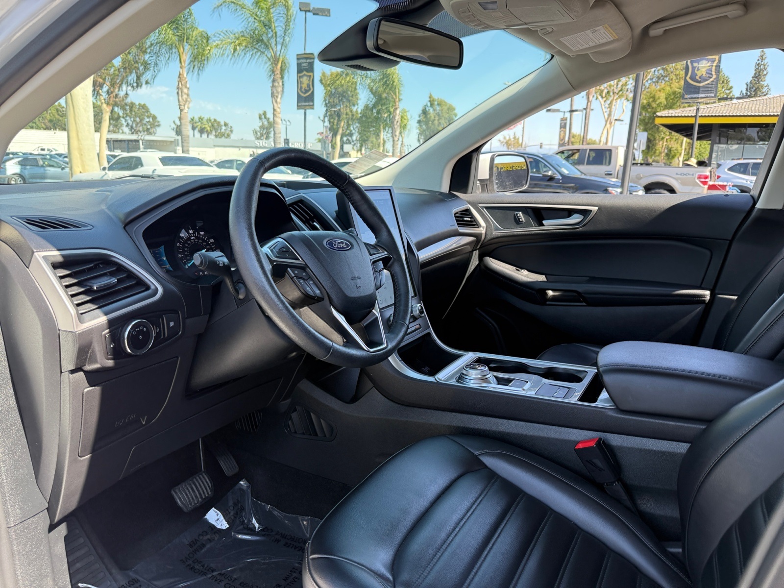 2024 Ford Edge SEL - Photo 16