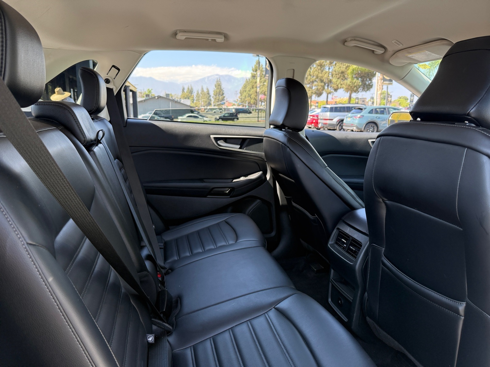 2024 Ford Edge SEL - Photo 18