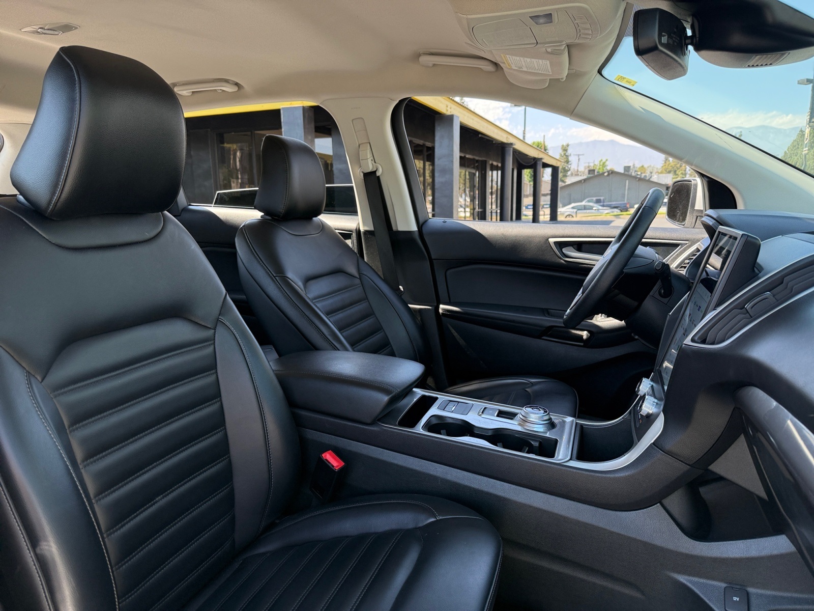 2024 Ford Edge SEL - Photo 20