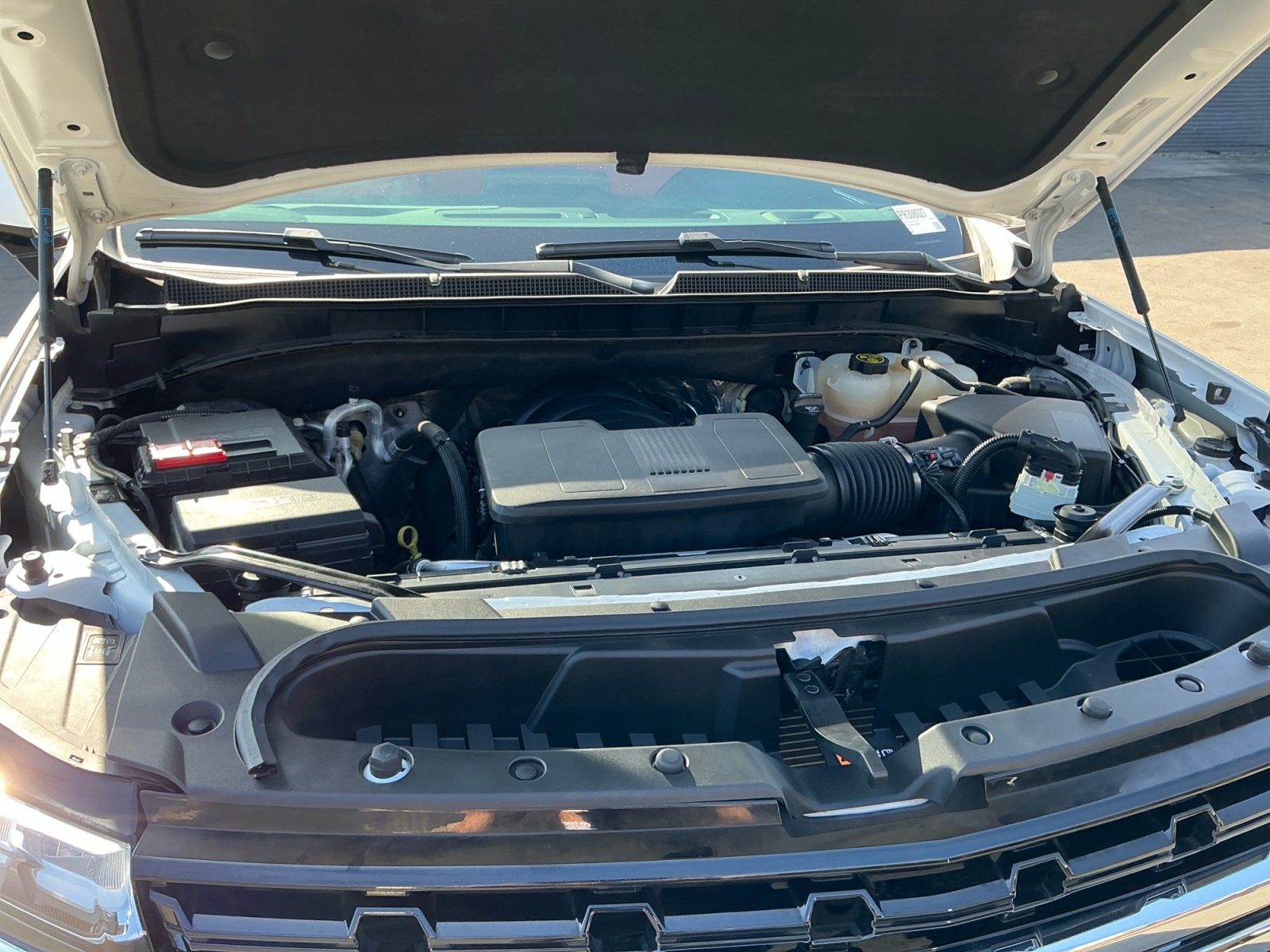 2023 Chevrolet Tahoe LS - Photo 23