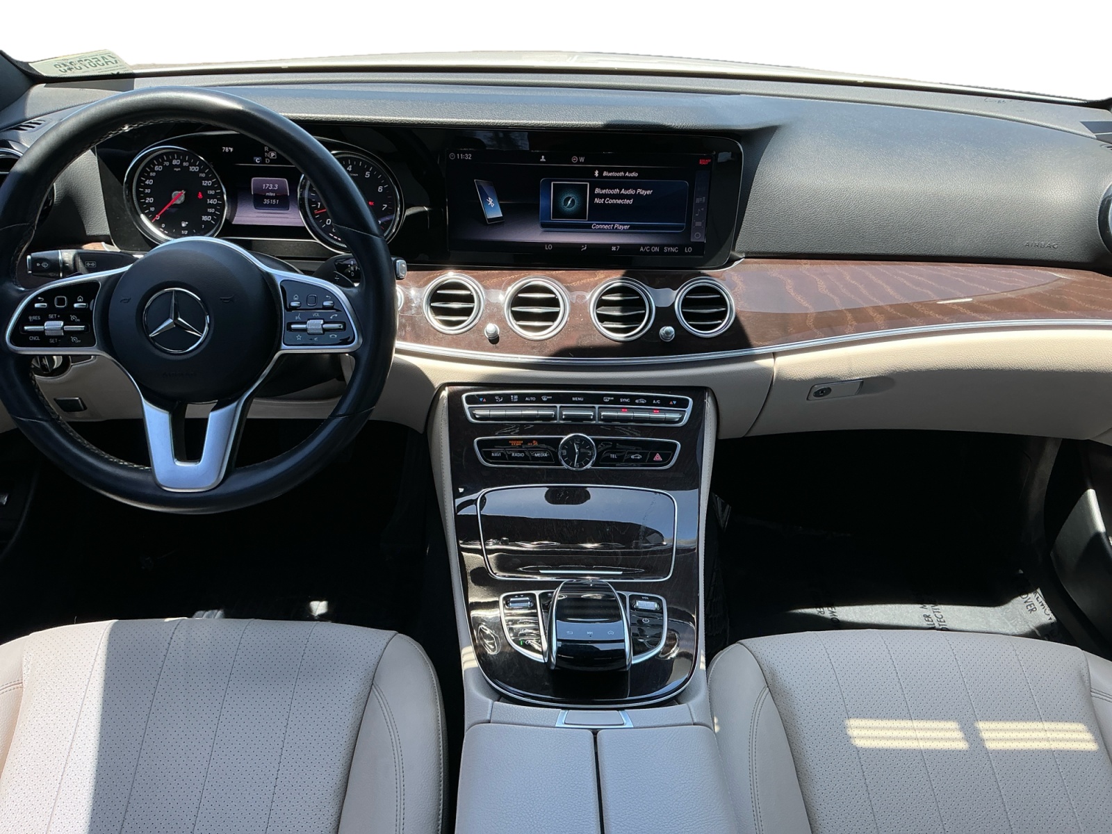 2019 Mercedes-Benz E-Class E300 - Photo 10