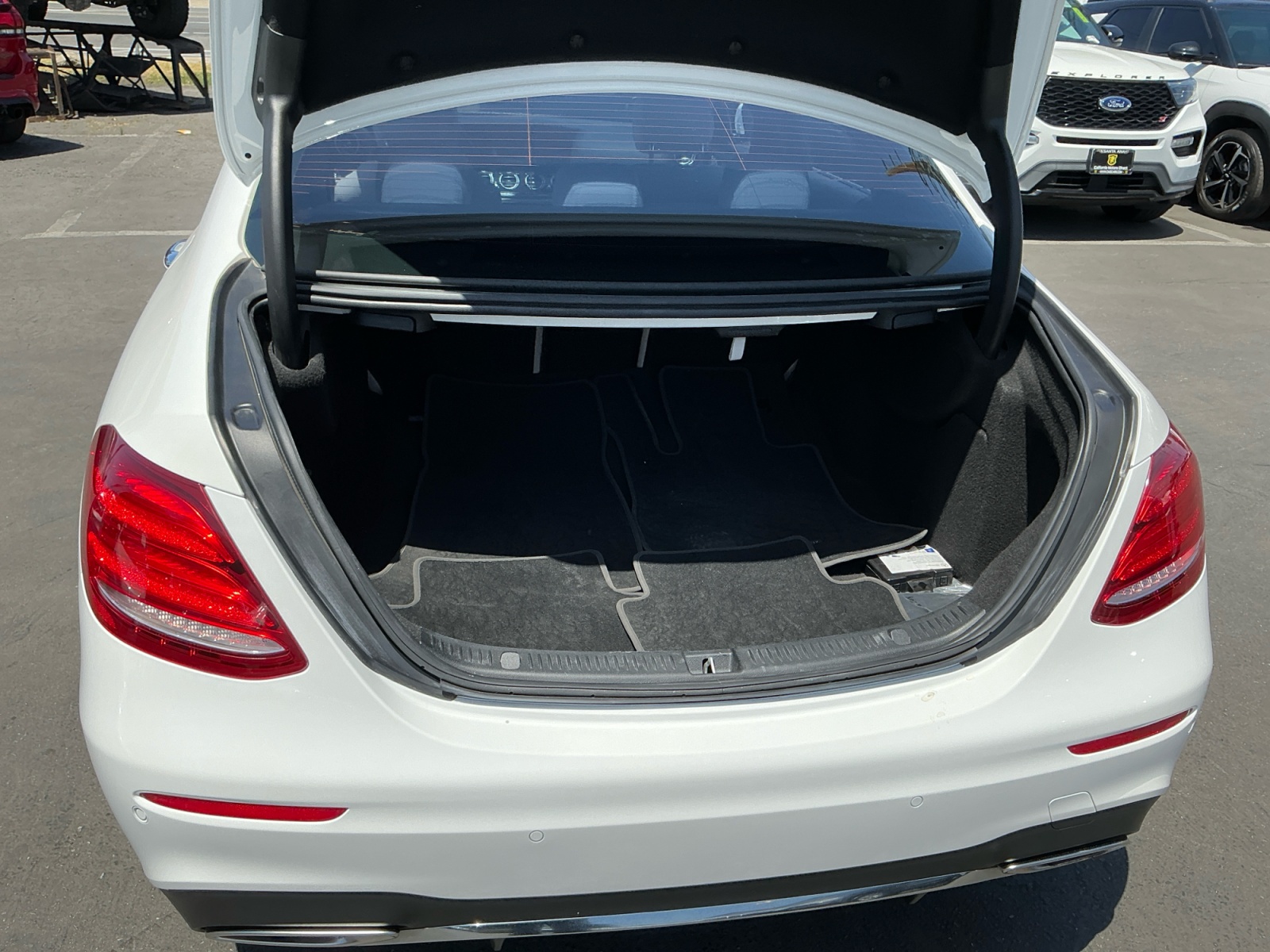 2019 Mercedes-Benz E-Class E300 - Photo 25