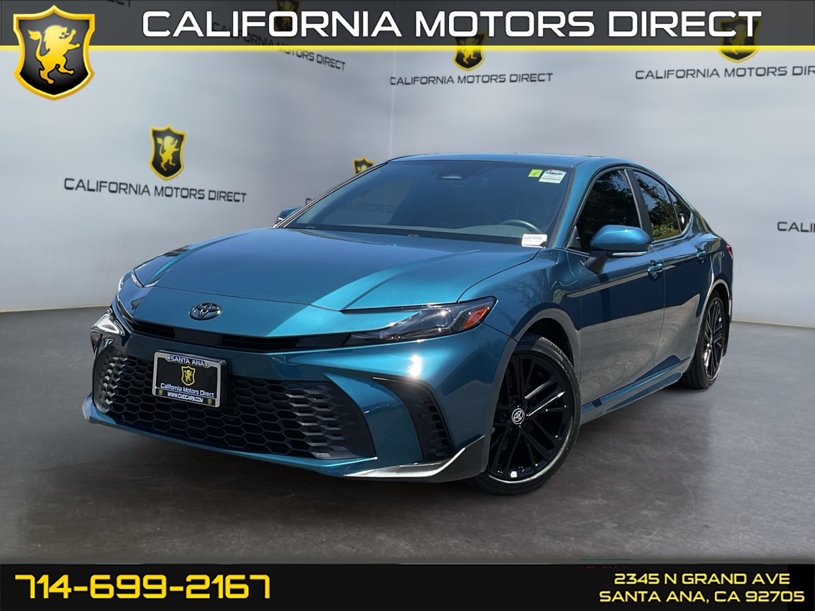 2025 Toyota Camry SE