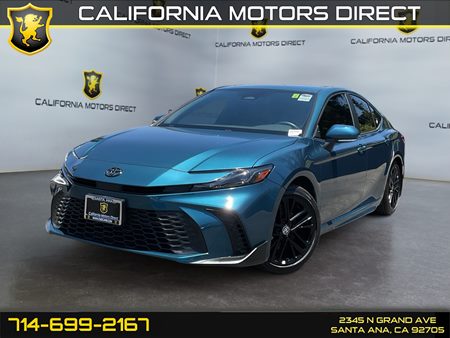 2025 Toyota Camry SE