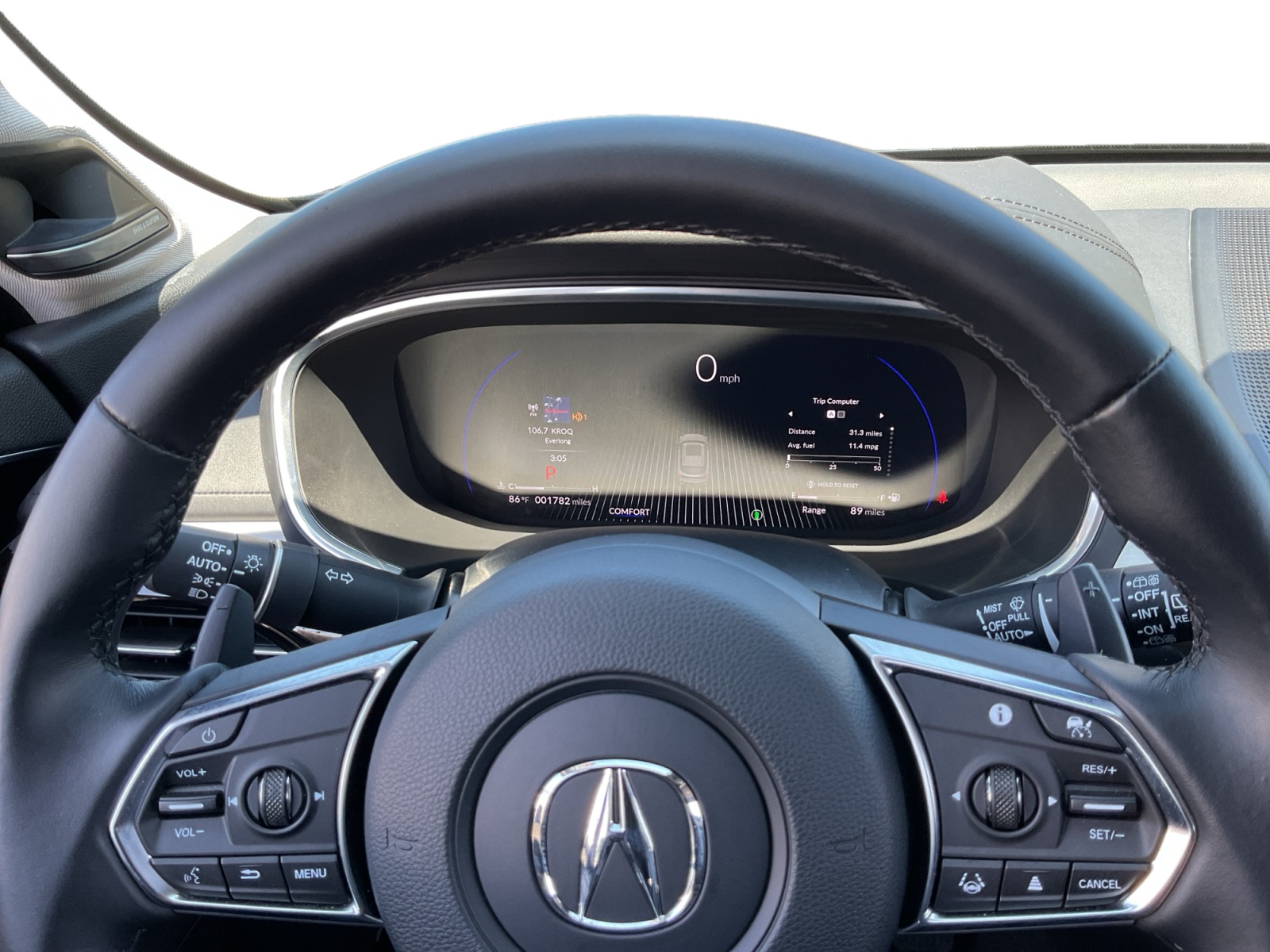 Acura MDX photo 12