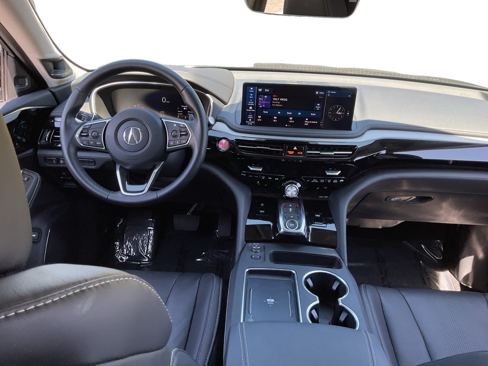Acura MDX photo 14