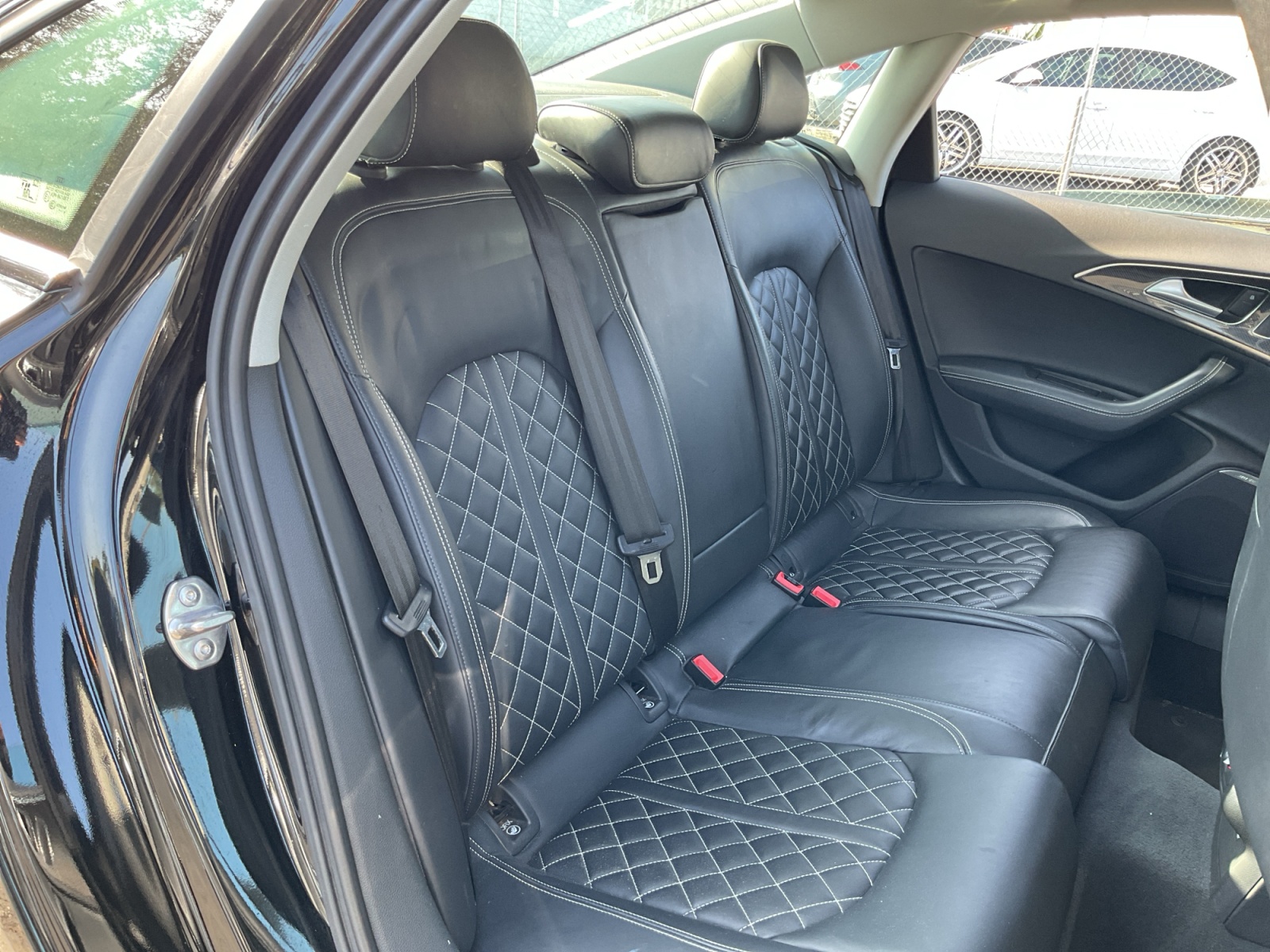 Audi S6 photo 20