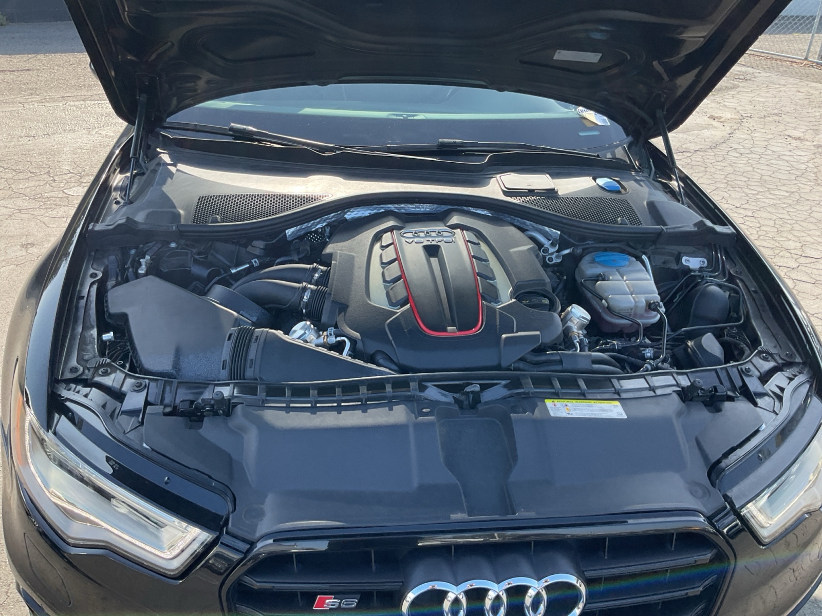 Audi S6 photo 22