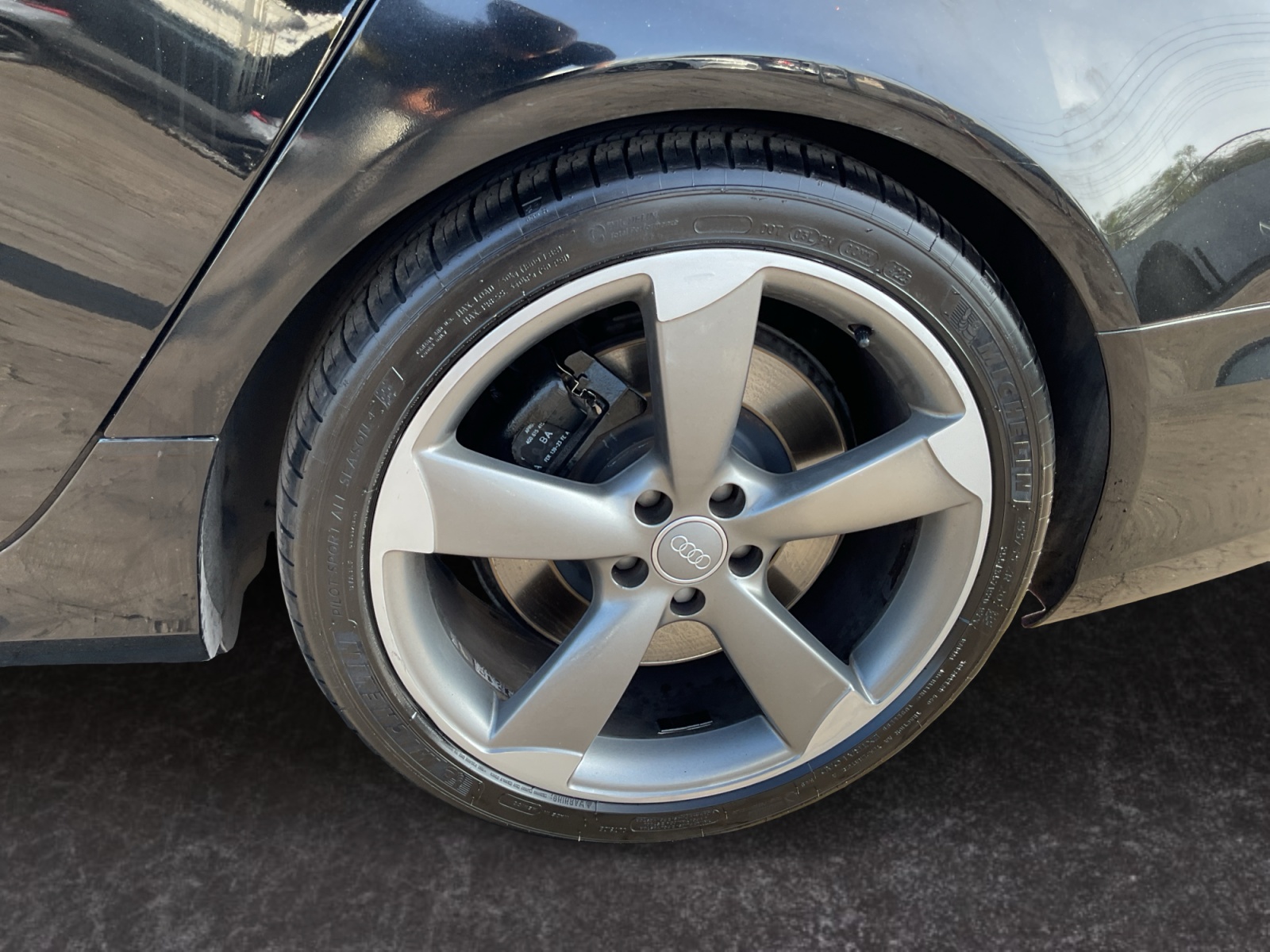 Audi S6 photo 9