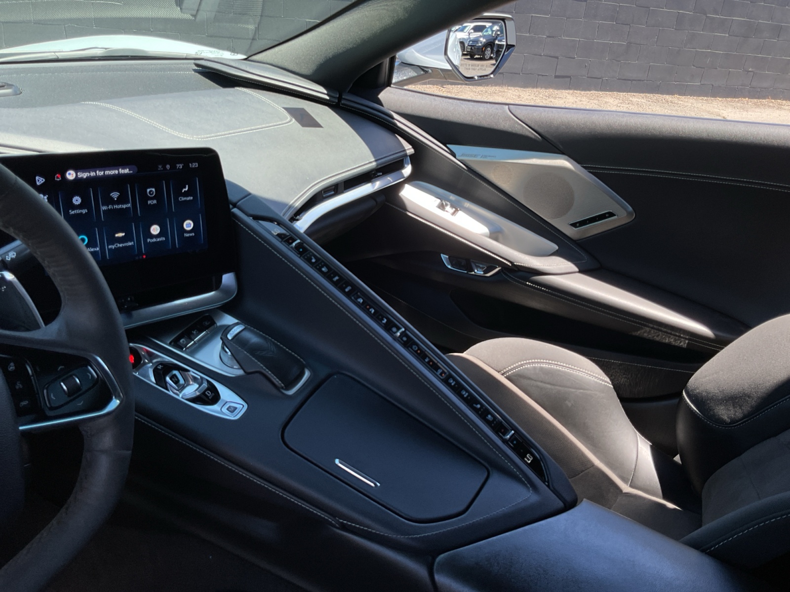 2024 Chevrolet Corvette 2LT - Photo 15