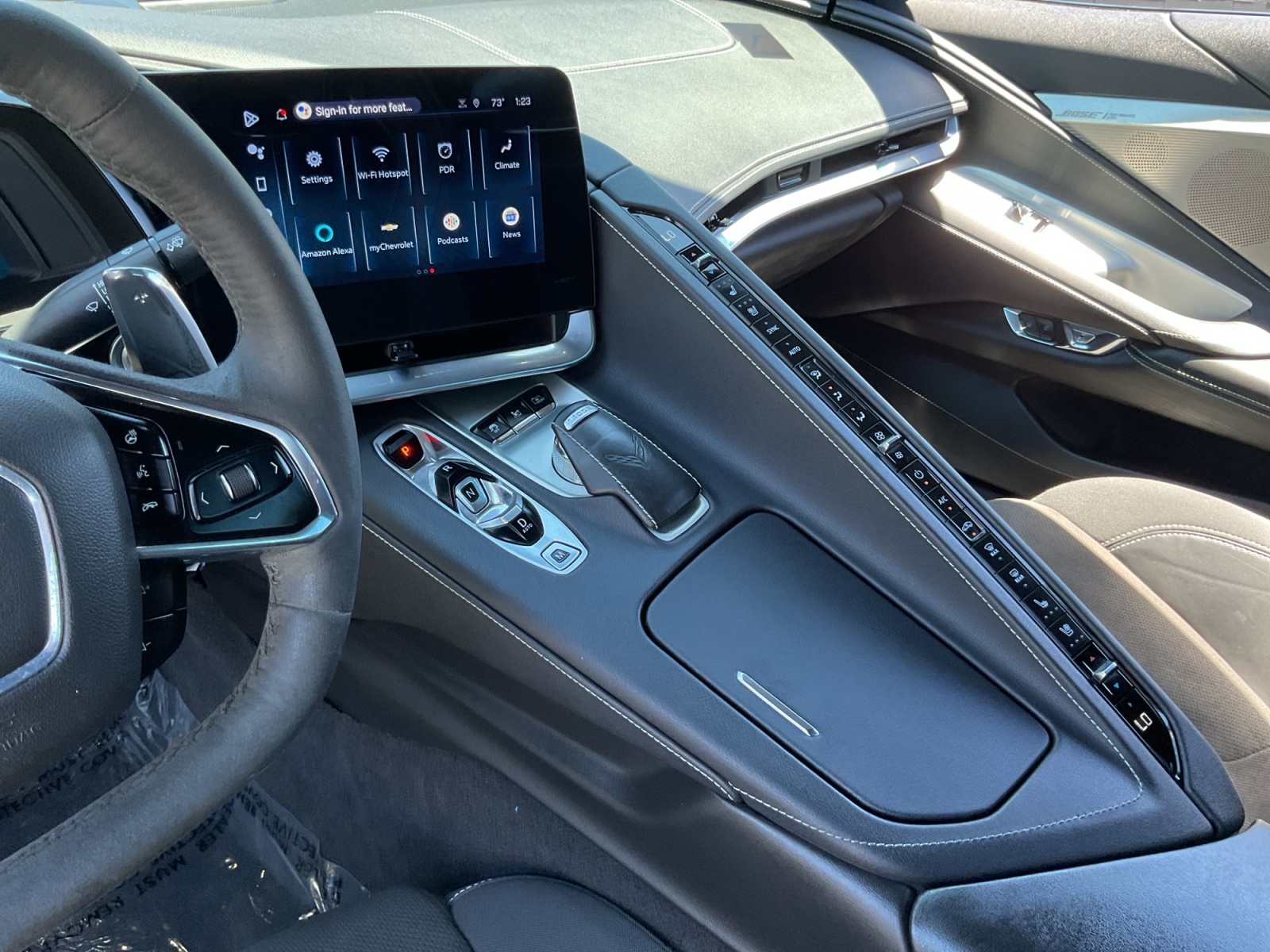 2024 Chevrolet Corvette 2LT - Photo 10