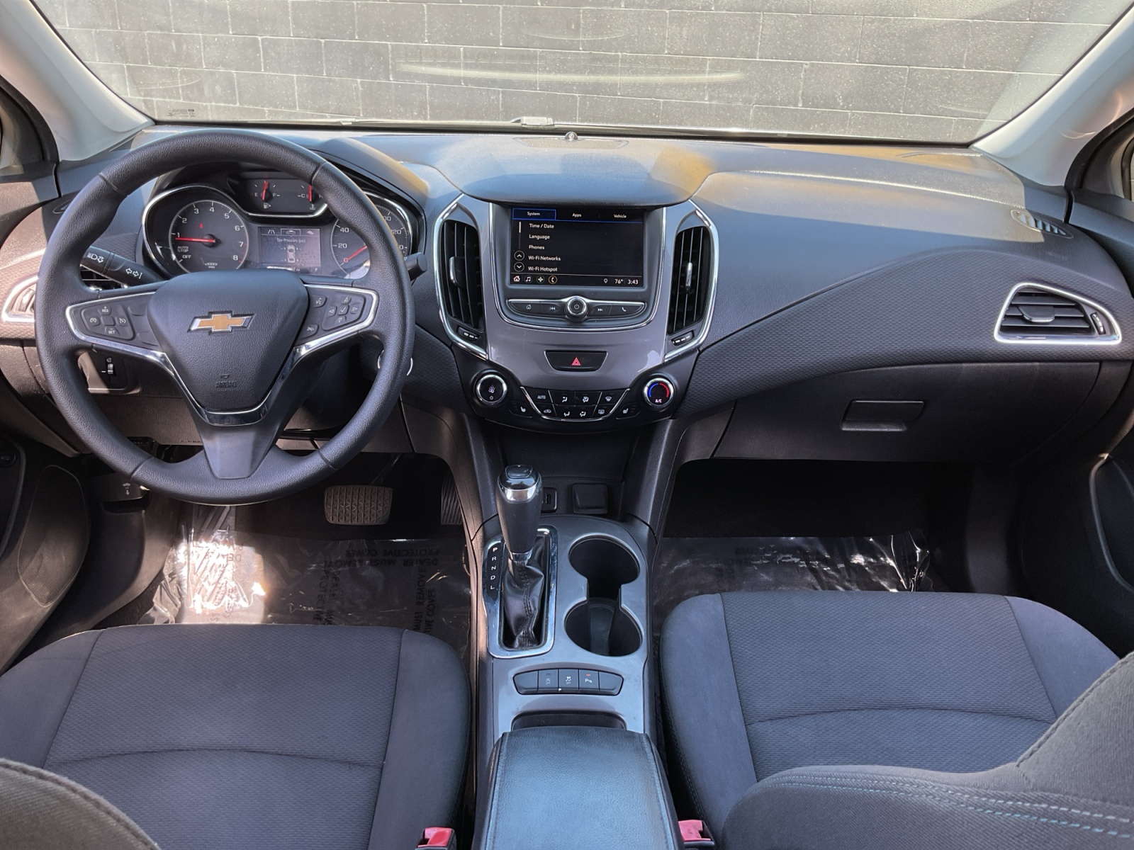 Chevrolet Cruze photo 14
