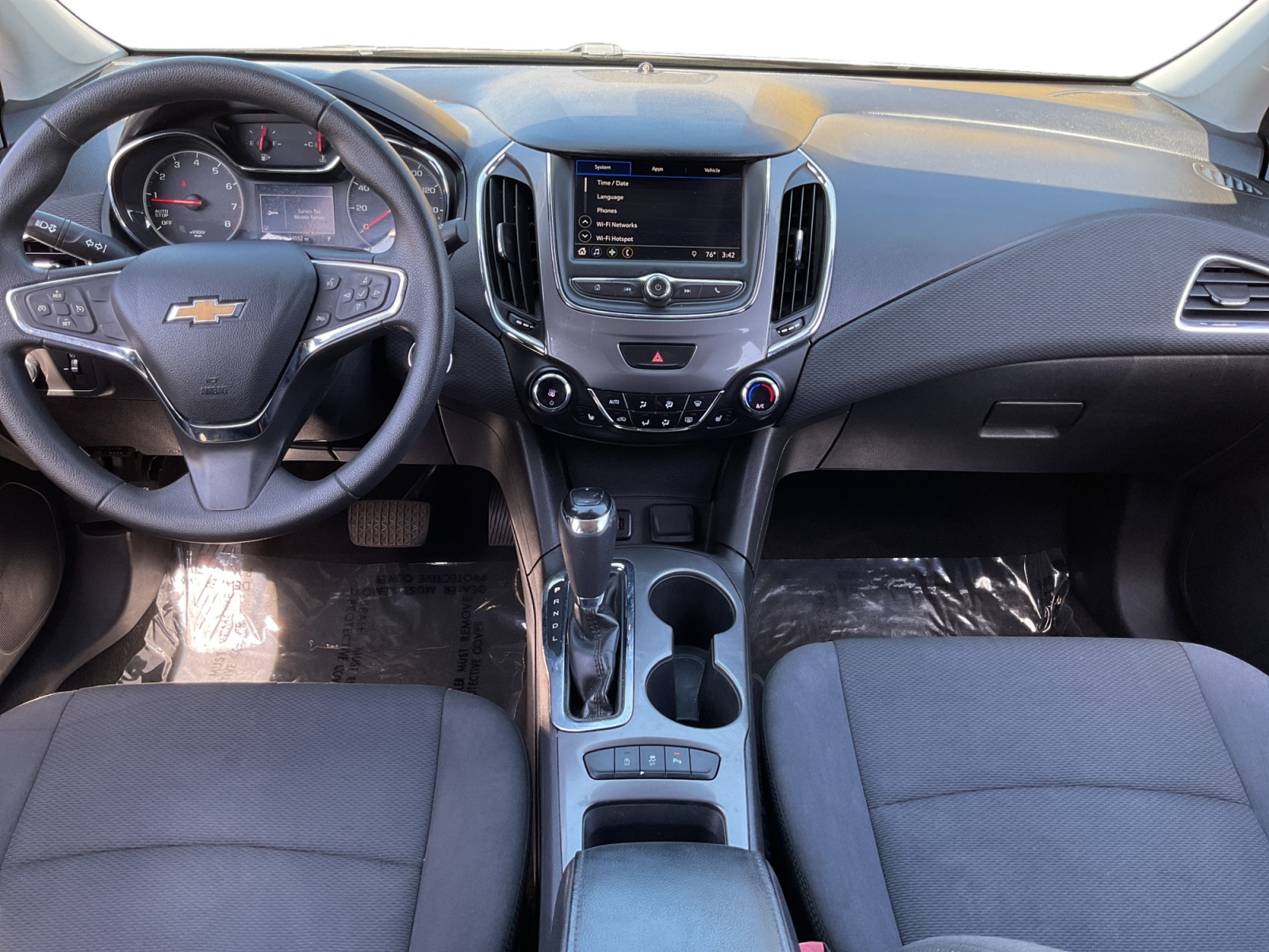 Chevrolet Cruze photo 10