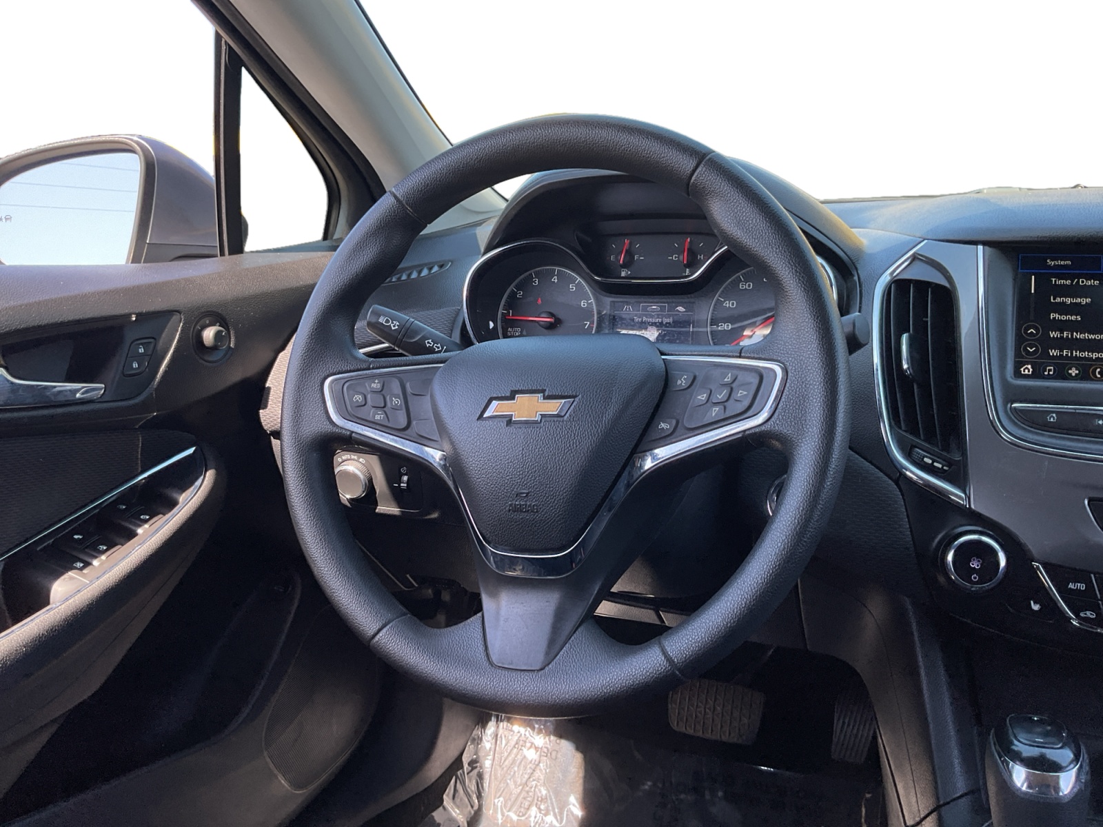 Chevrolet Cruze photo 11