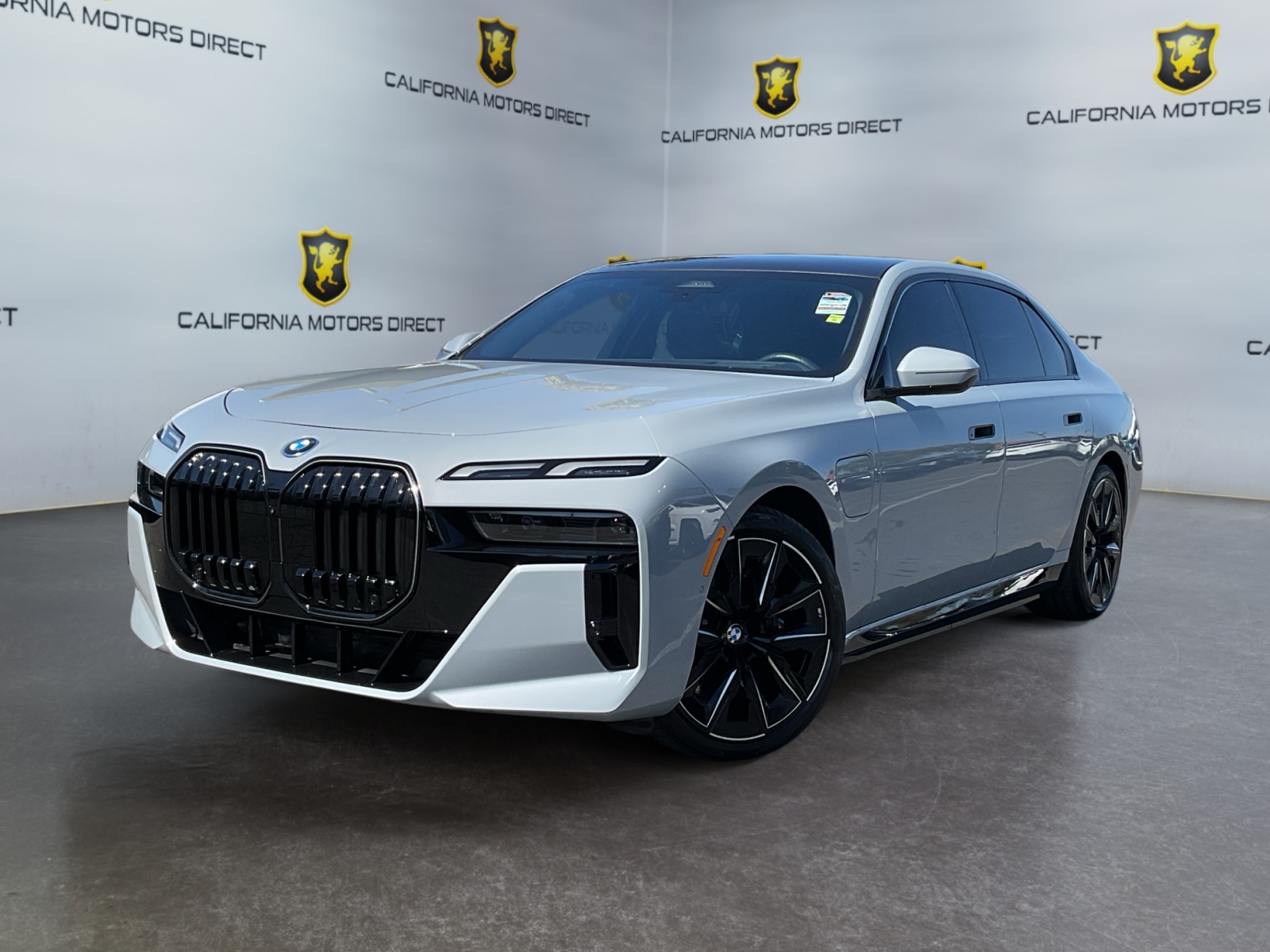 BMW 7 Series photo 29