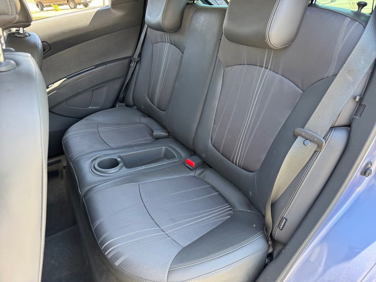 2014 Chevrolet Spark LS - Photo 18