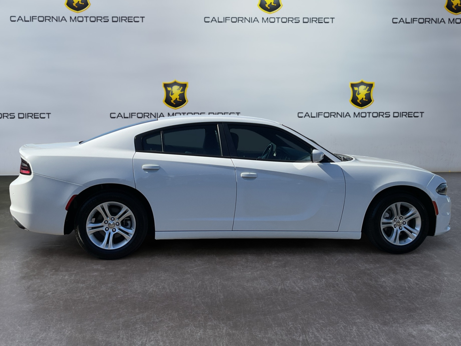 Dodge Charger photo 4